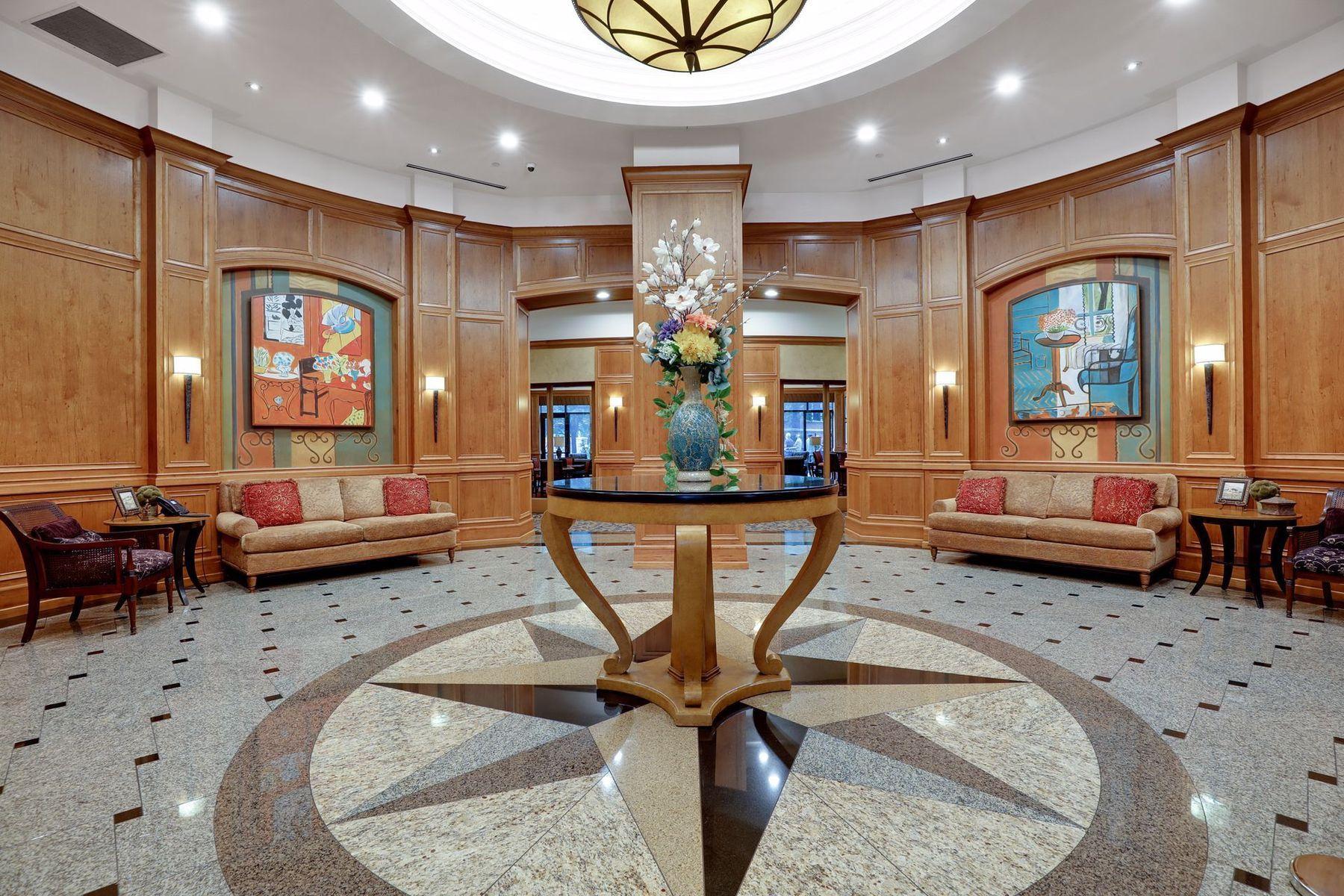 500 E Grant Street Unit: 1503