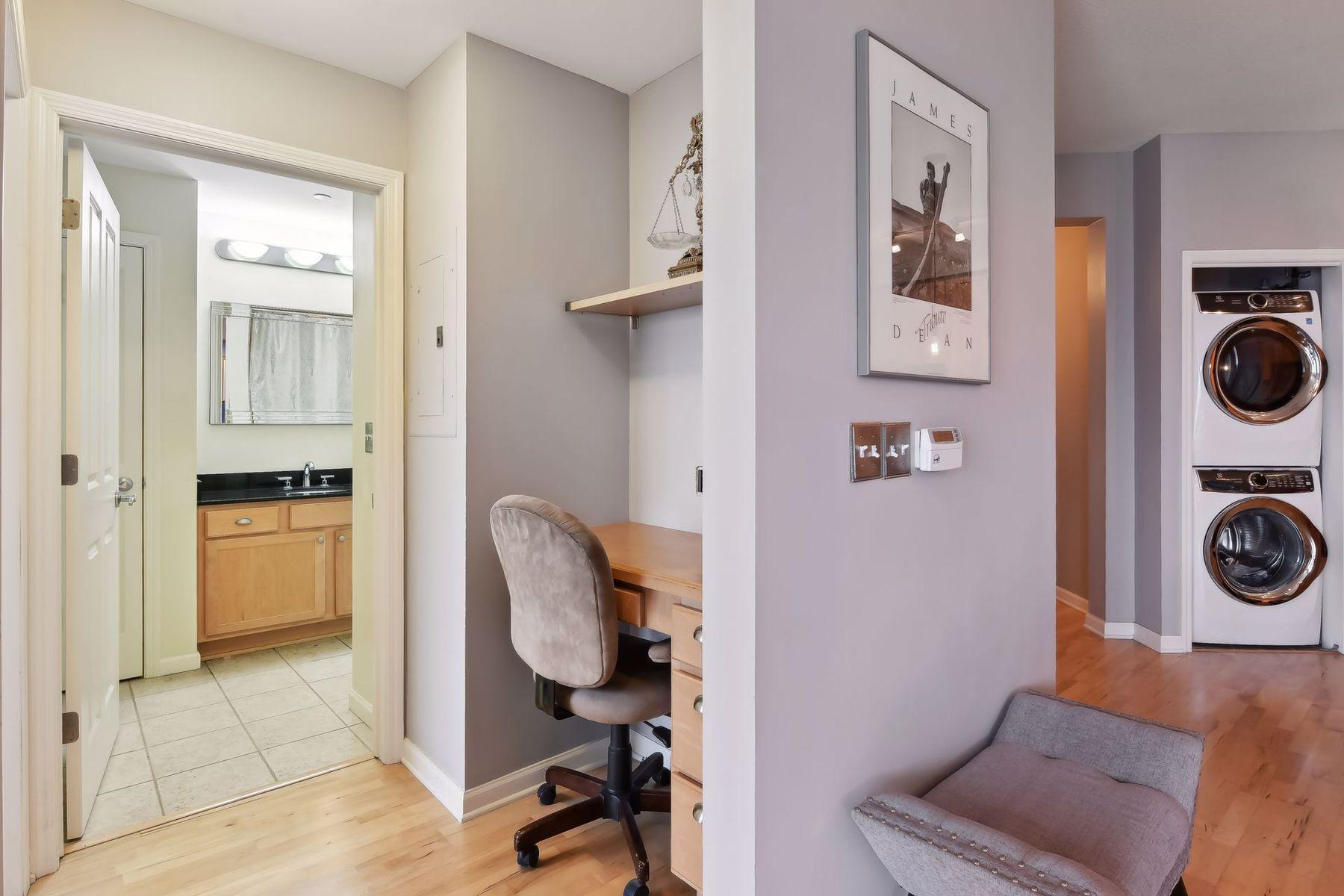 500 E Grant Street Unit: 1503