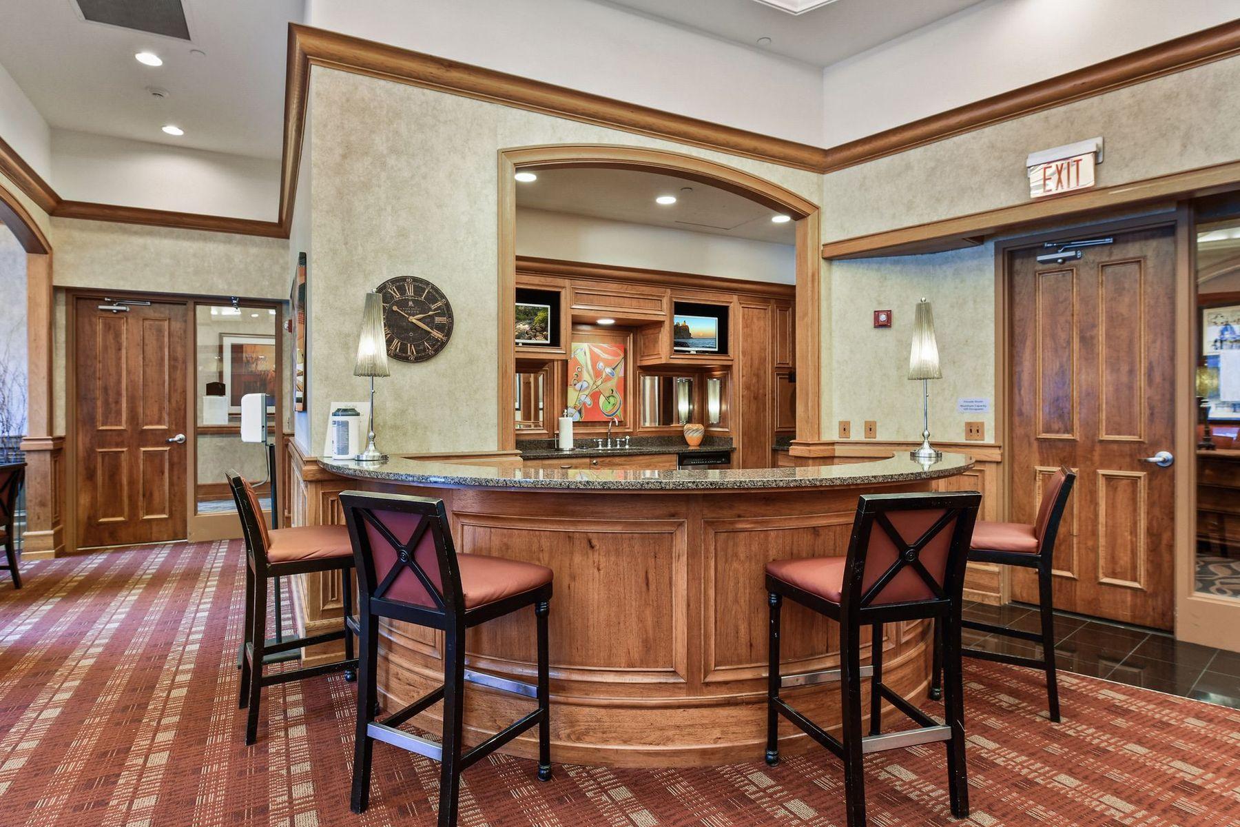 500 E Grant Street Unit: 1503