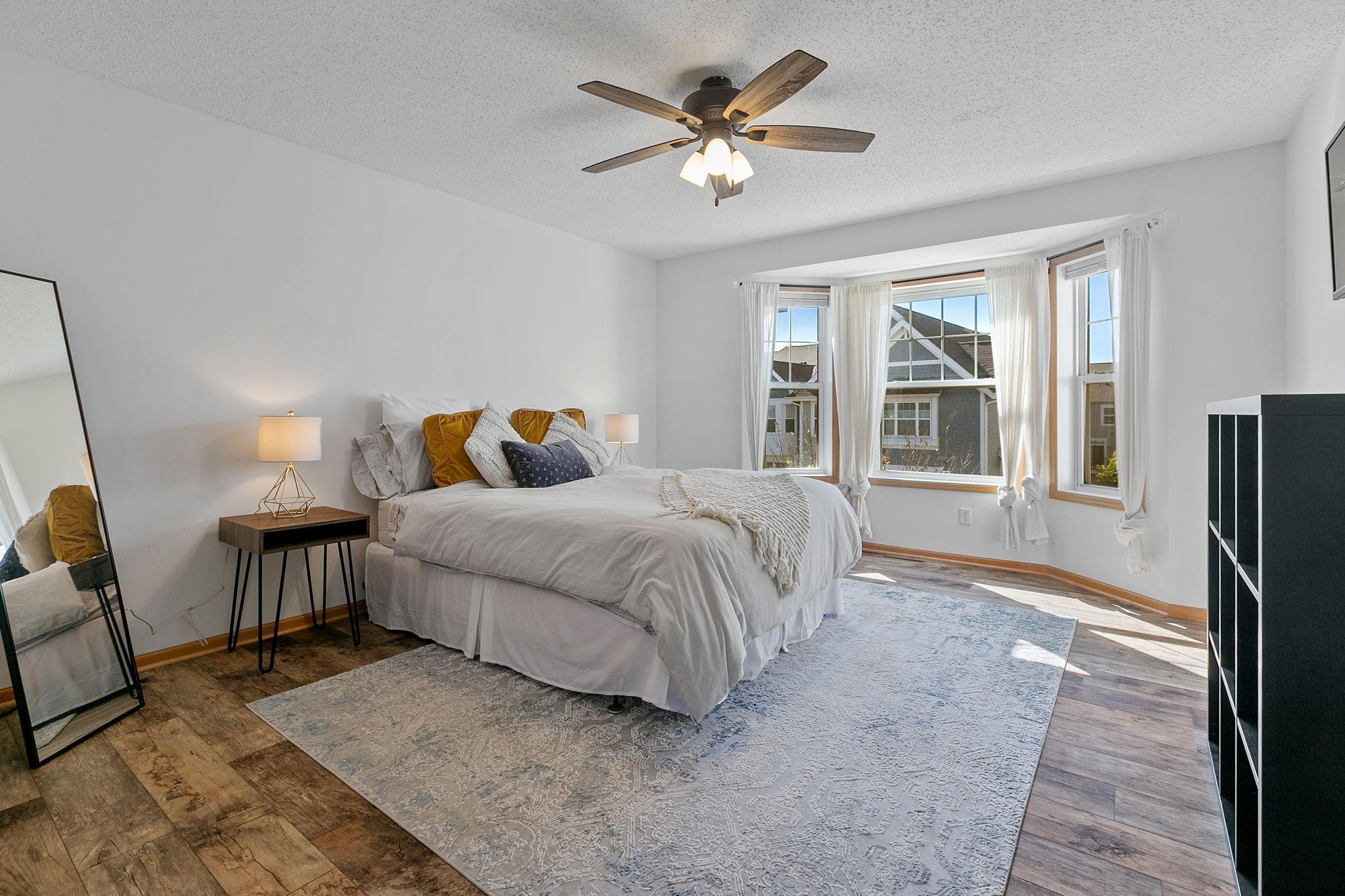 15593 Early Bird Circle Unit: 307