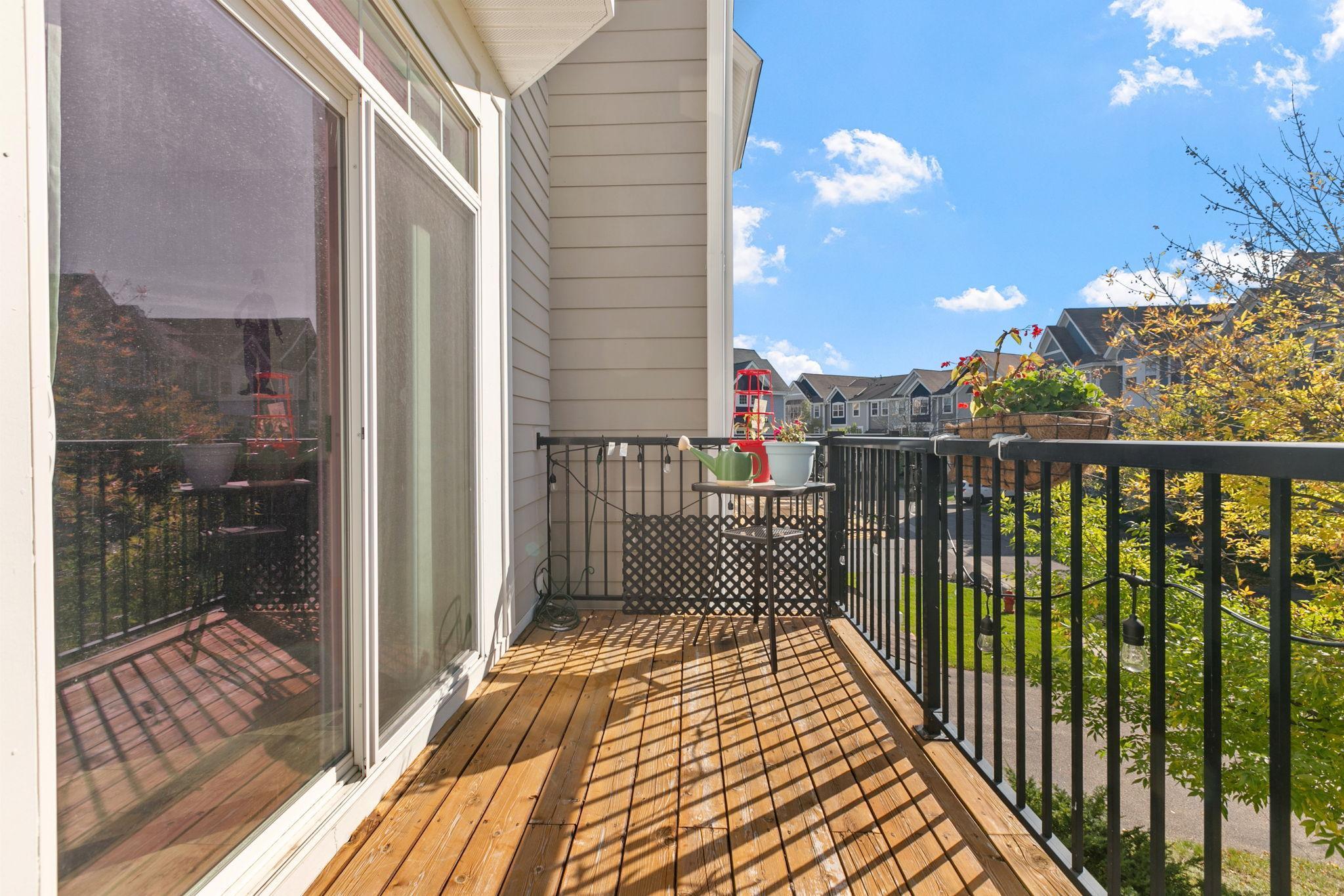 15593 Early Bird Circle Unit: 307