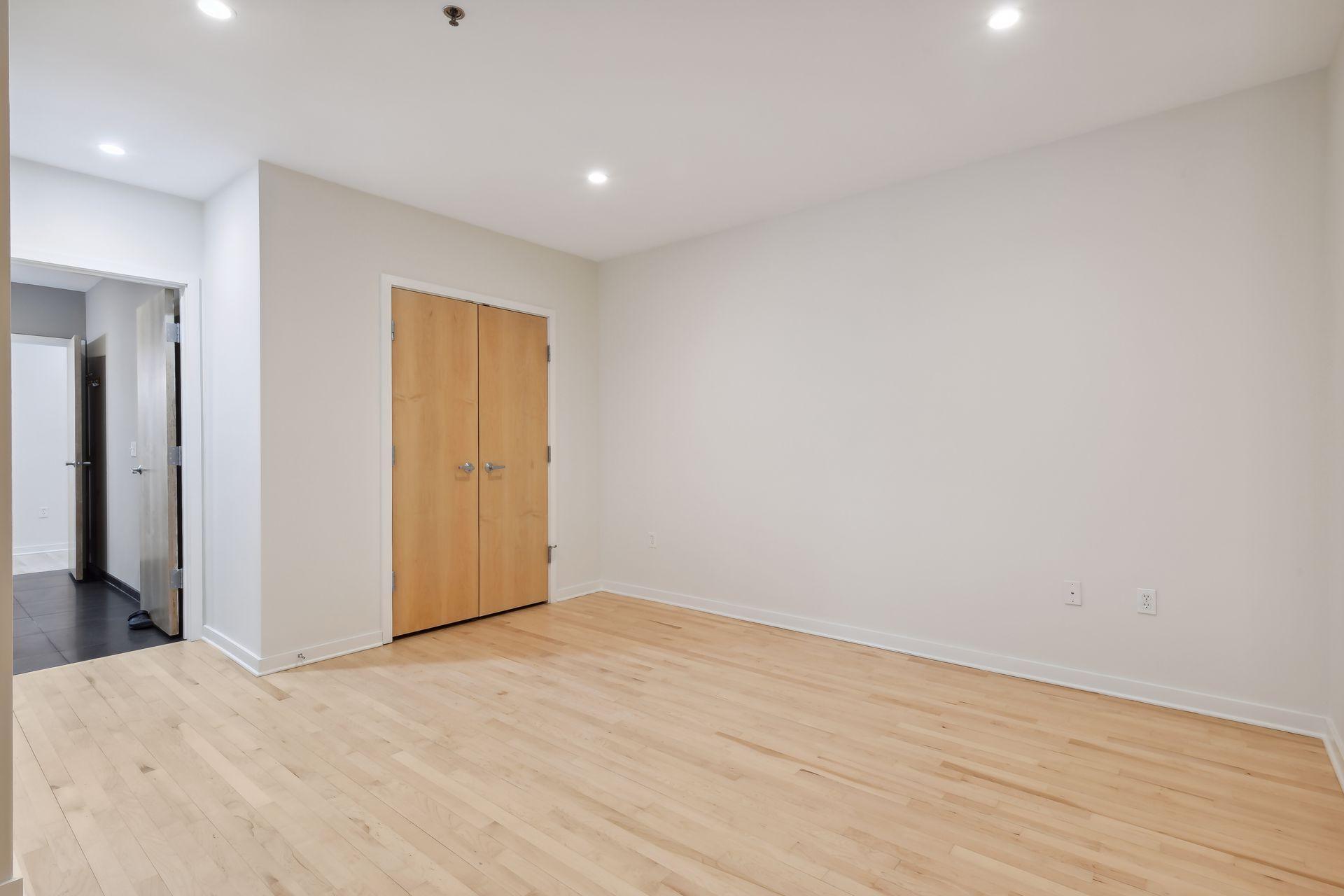 3116 W Lake Street Unit: 227