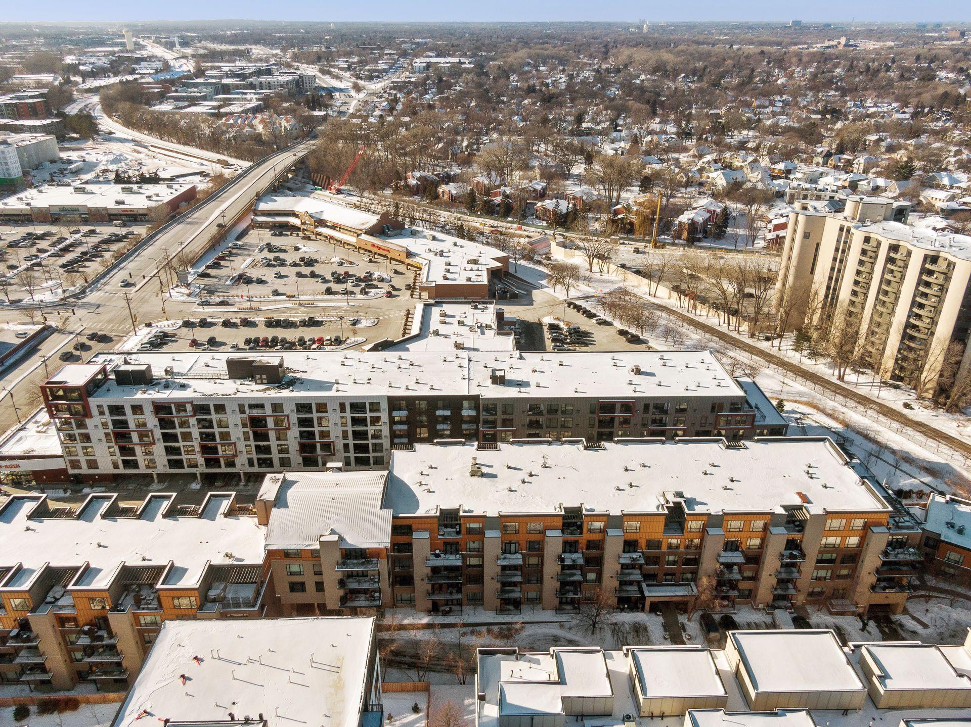 3116 W Lake Street Unit: 227