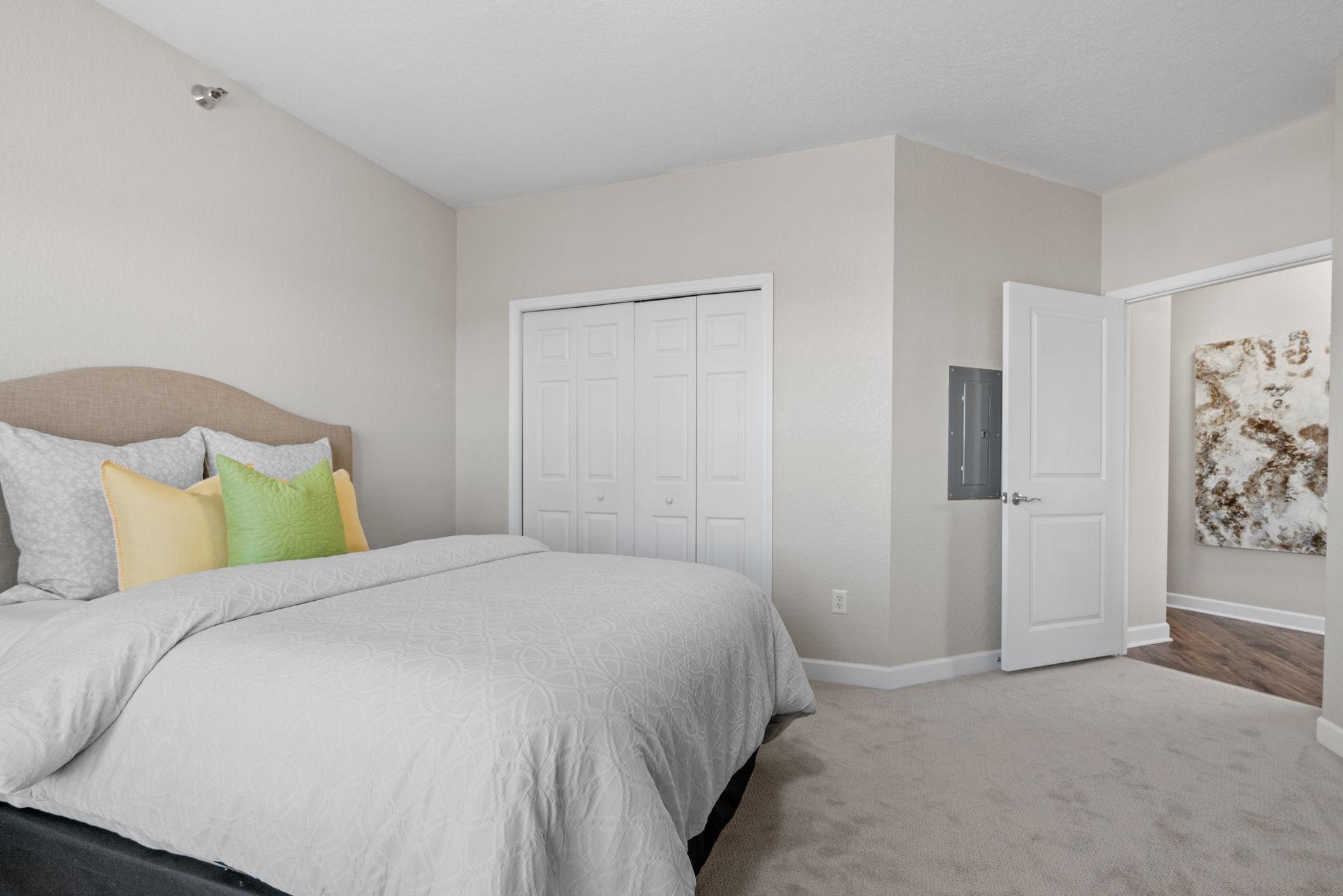 1155 Ford Road Unit: 516