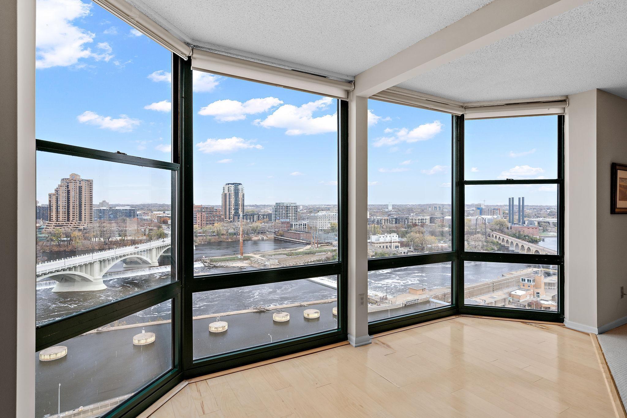 401 1st Street S Unit: 1612