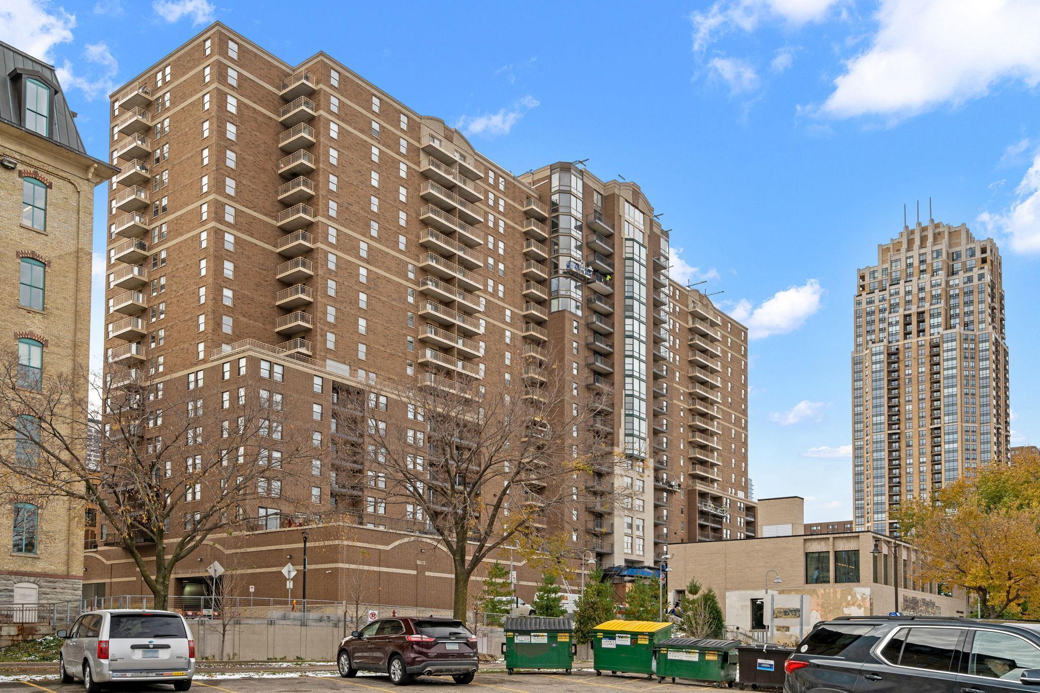 401 1st Street S Unit: 1612