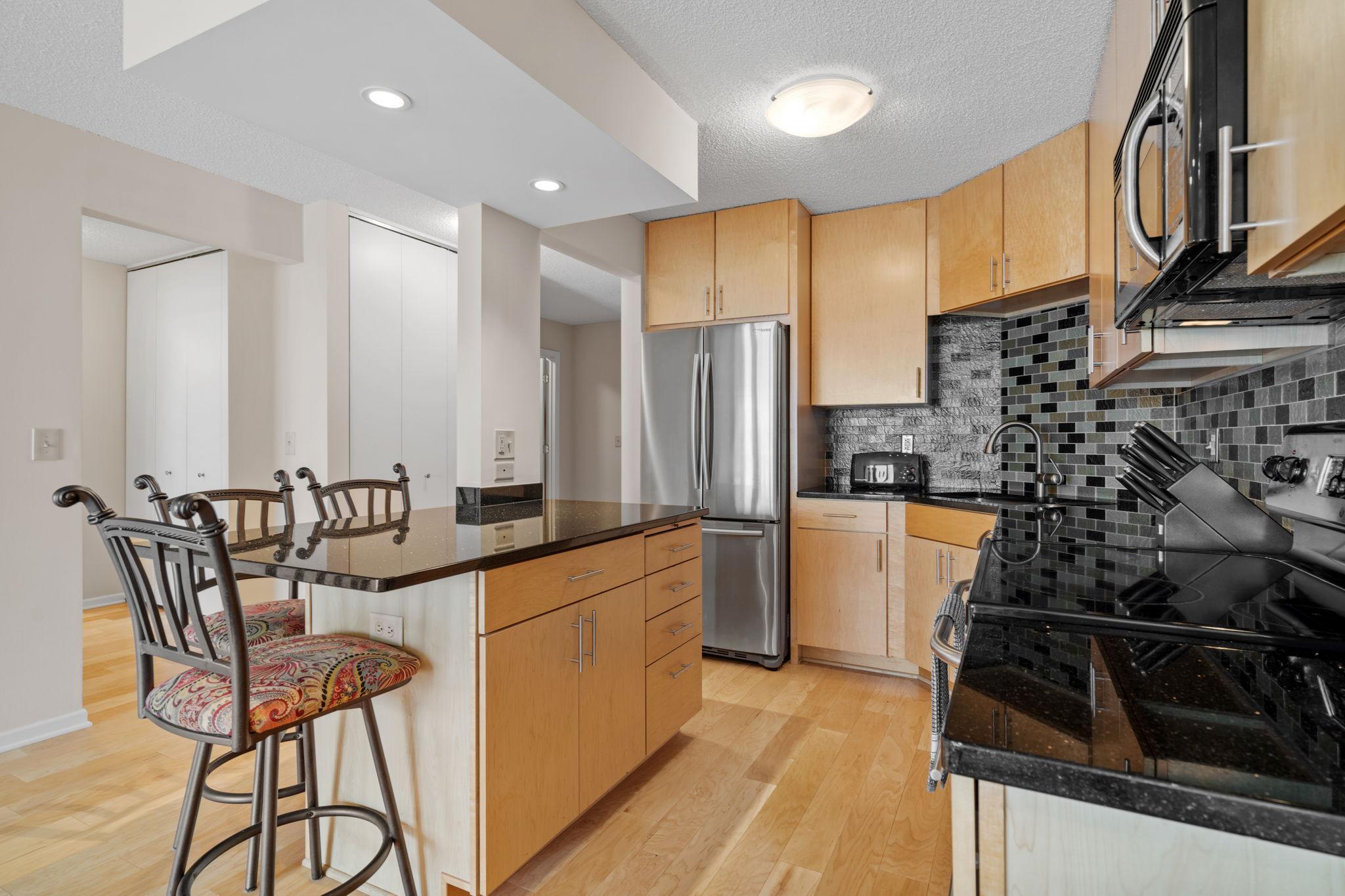 401 1st Street S Unit: 1612