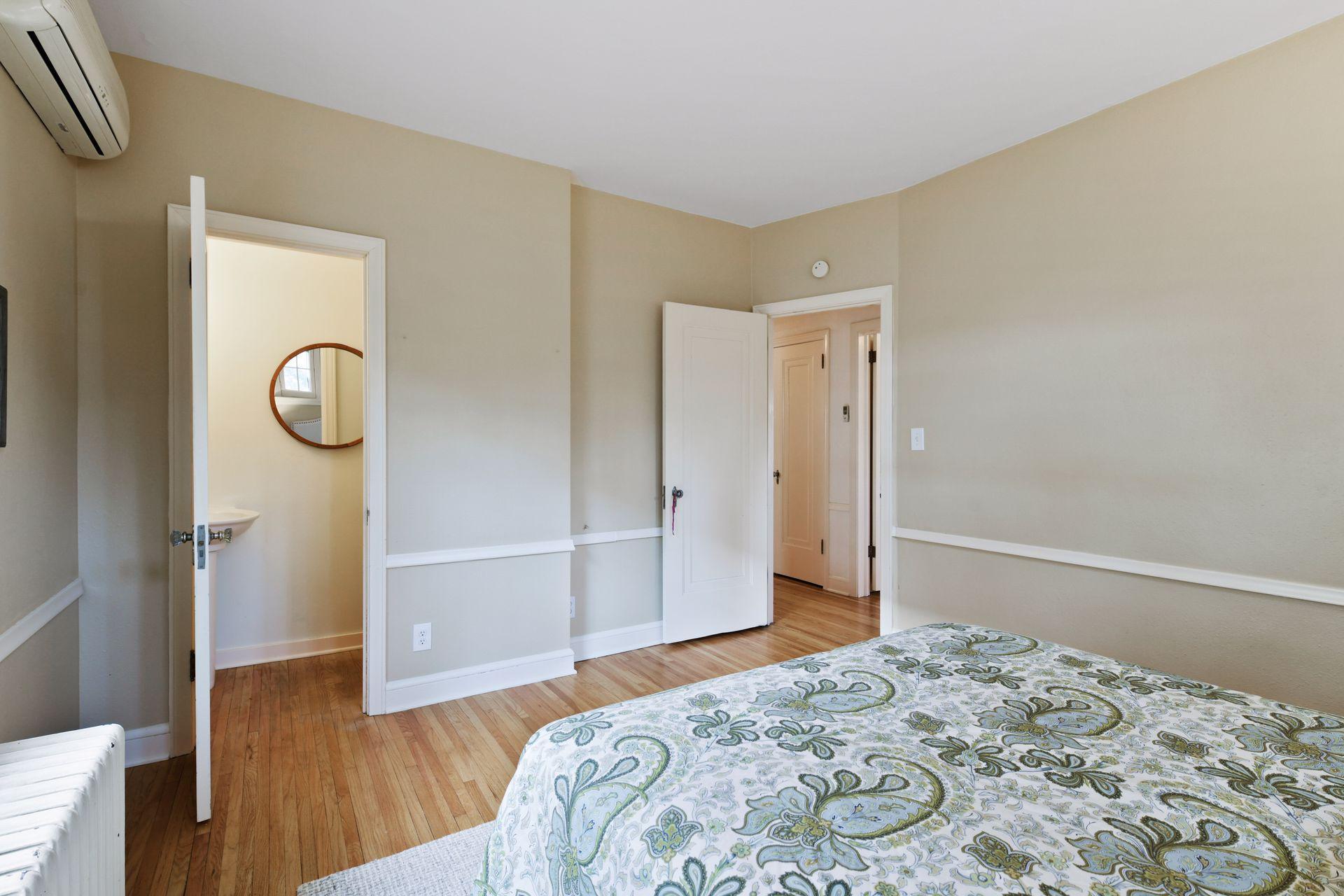 3509 Irving Avenue S Unit: A