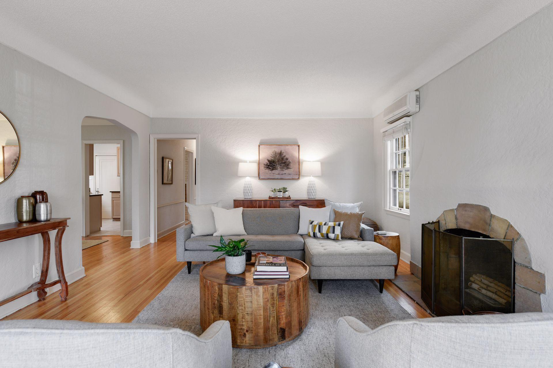 3509 Irving Avenue S Unit: A