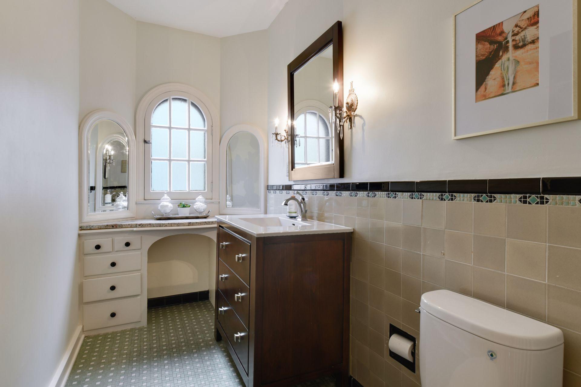 3509 Irving Avenue S Unit: A