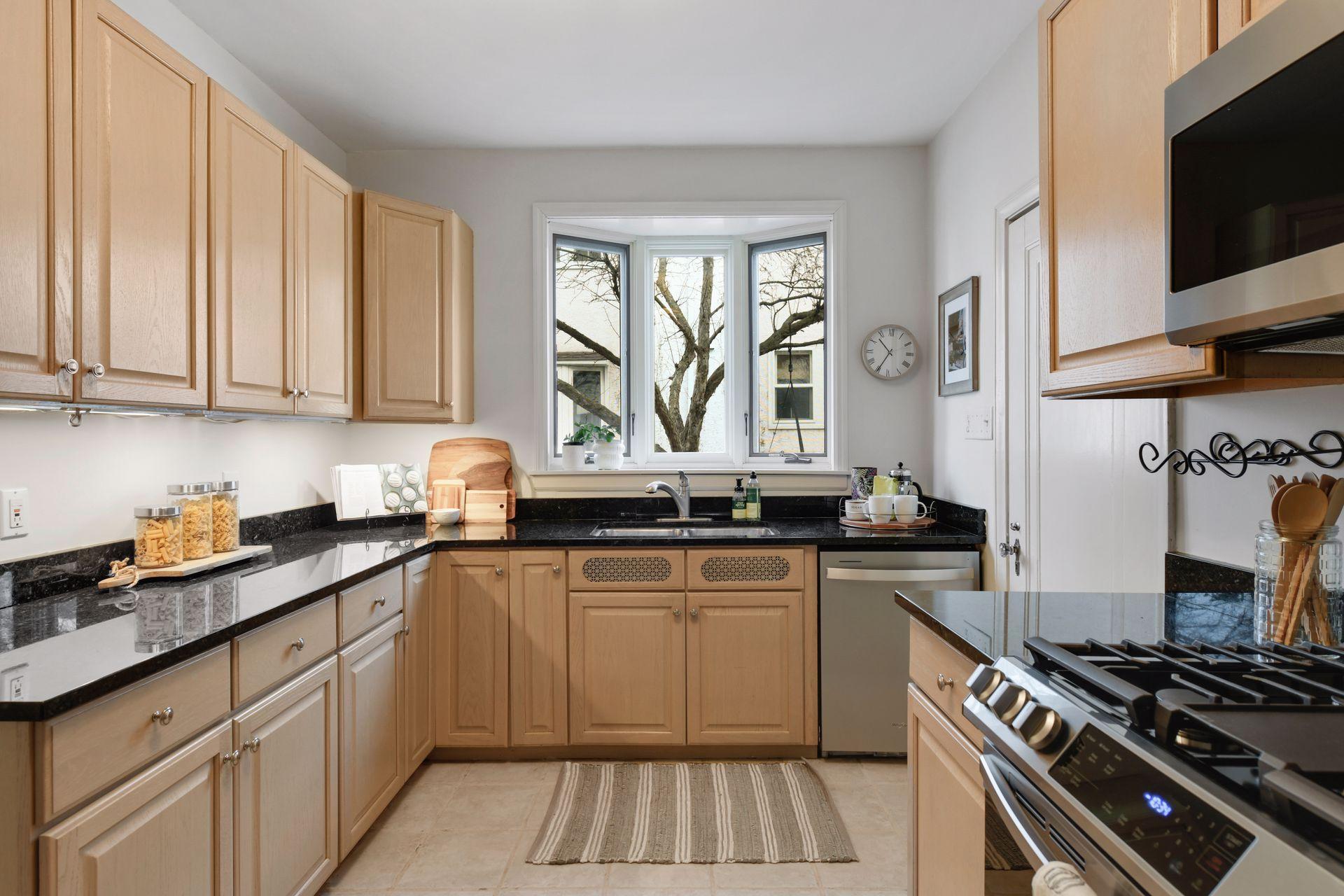 3509 Irving Avenue S Unit: A