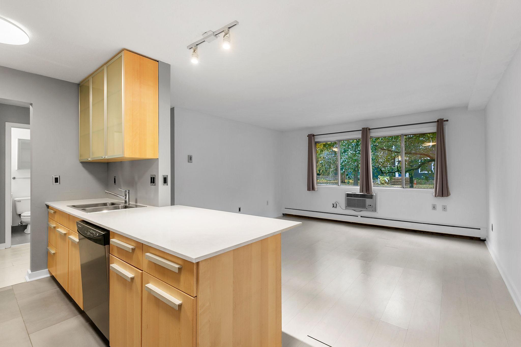 2446 Aldrich Avenue S Unit: 110