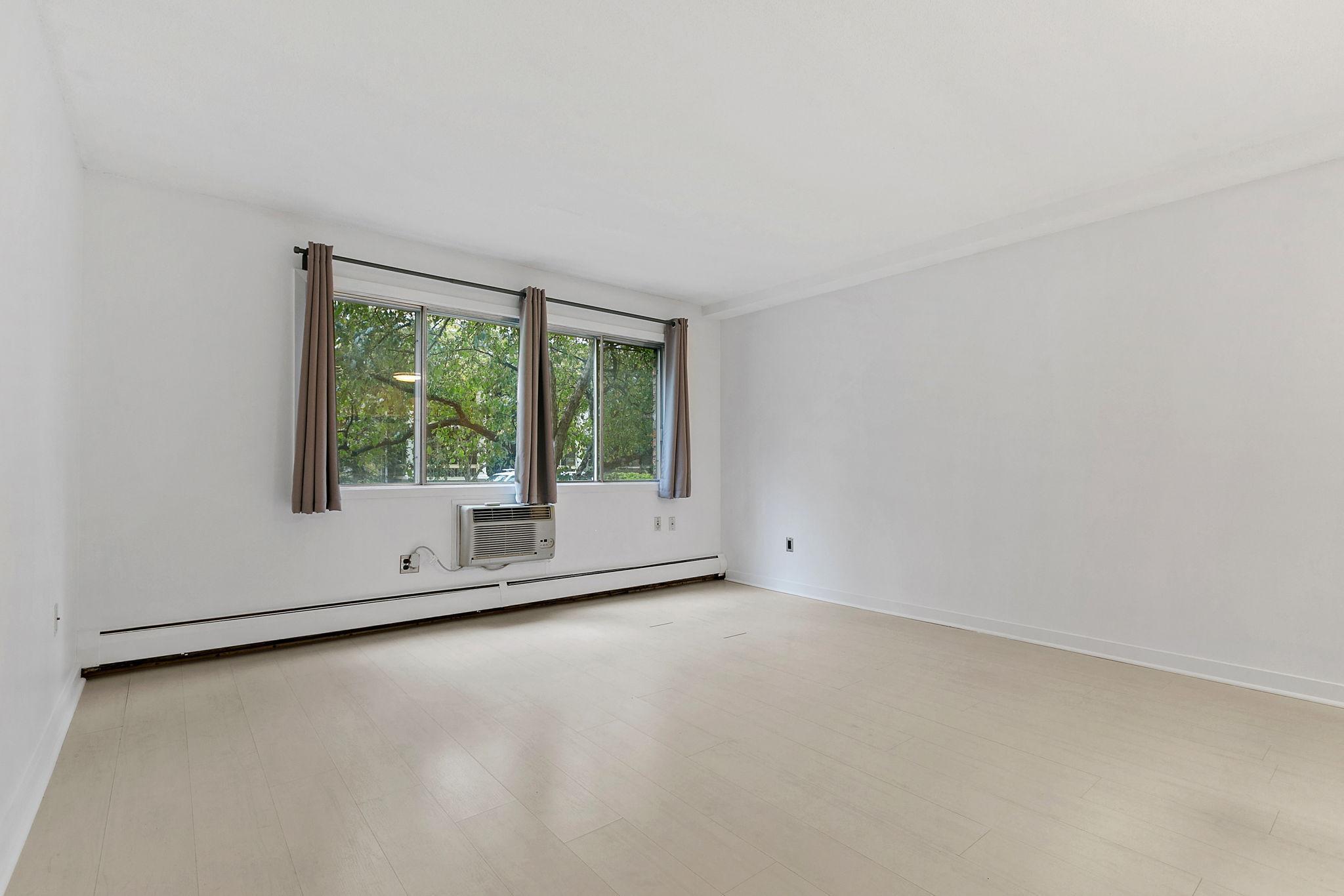 2446 Aldrich Avenue S Unit: 110