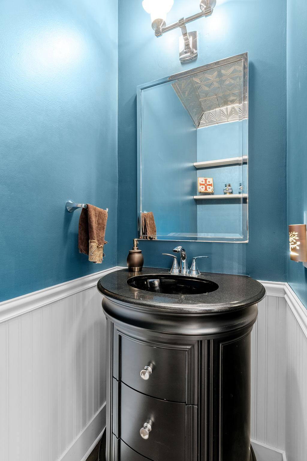 53 4th Avenue N Unit: 104