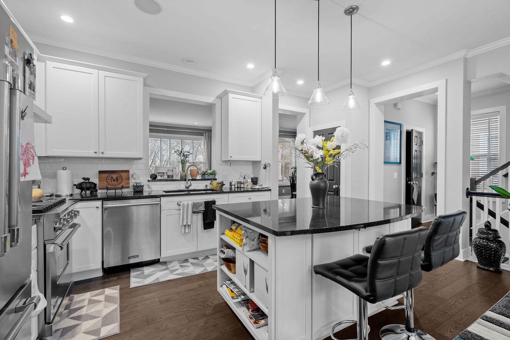 53 4th Avenue N Unit: 104