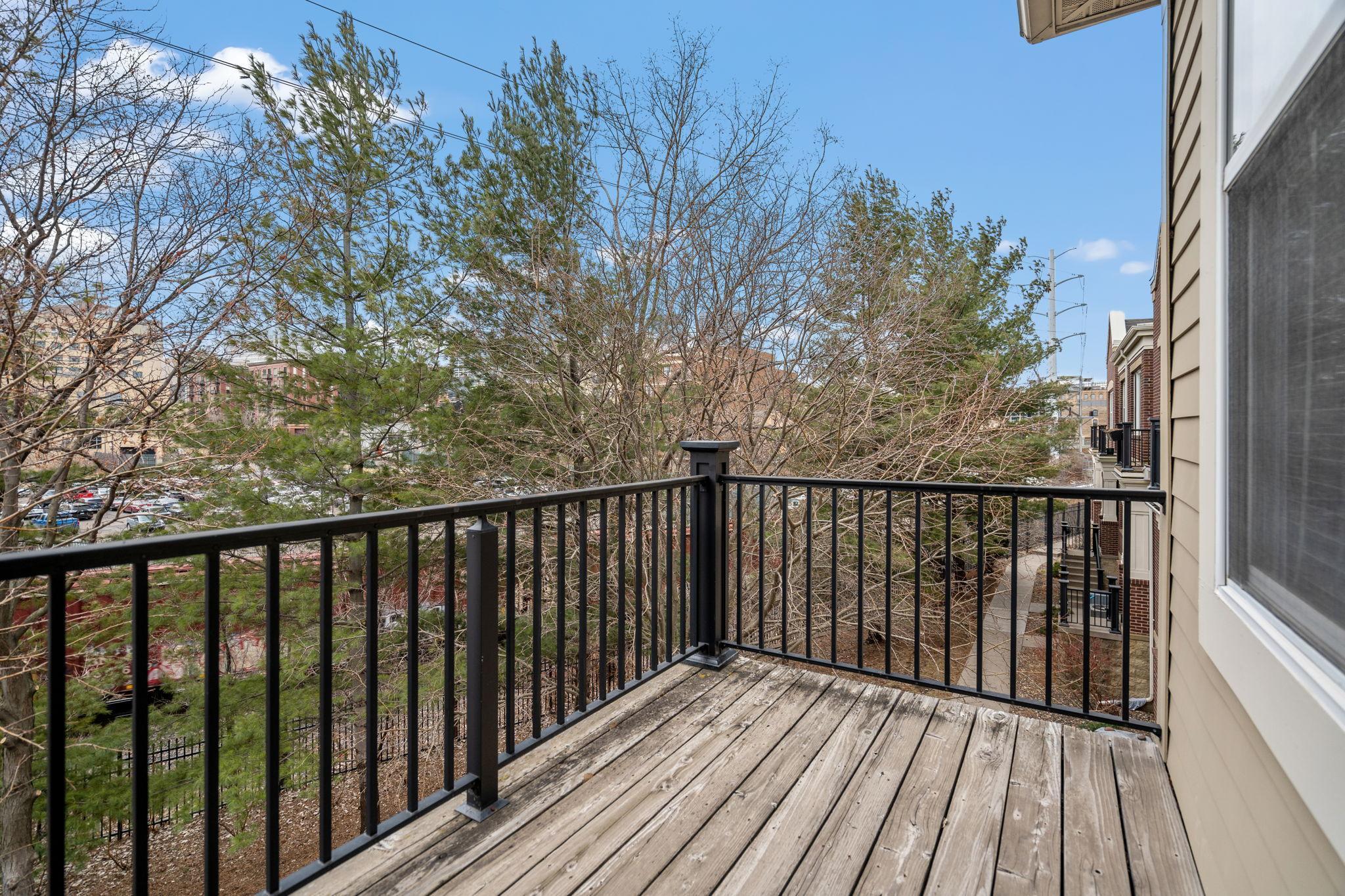 53 4th Avenue N Unit: 104