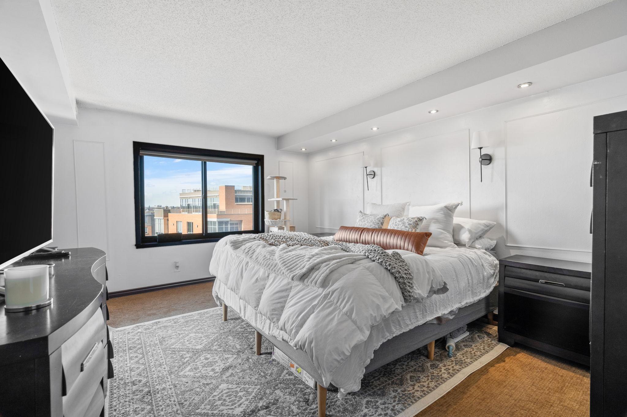 110 1st Avenue NE Unit: F906