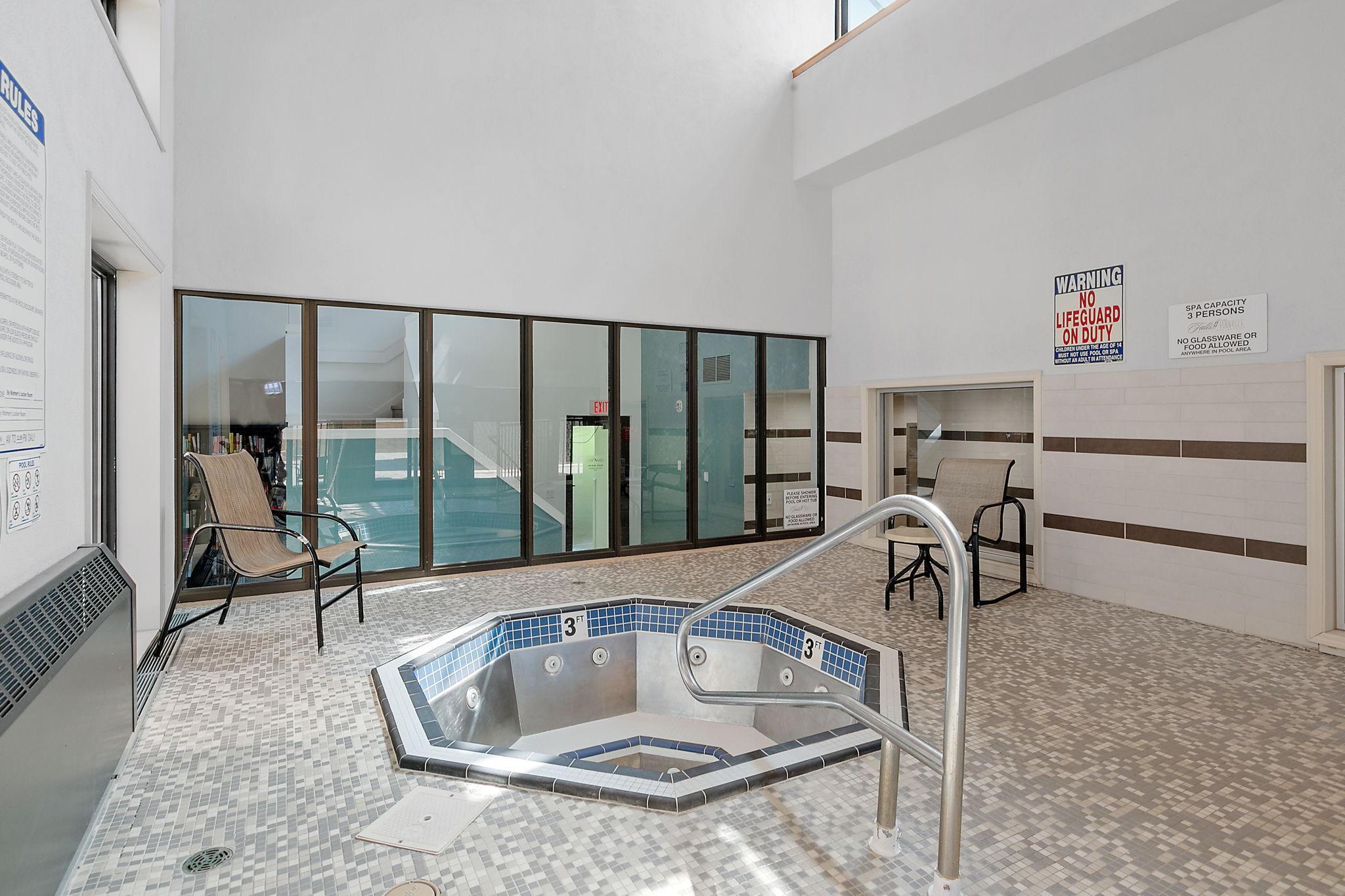 110 1st Avenue NE Unit: F906