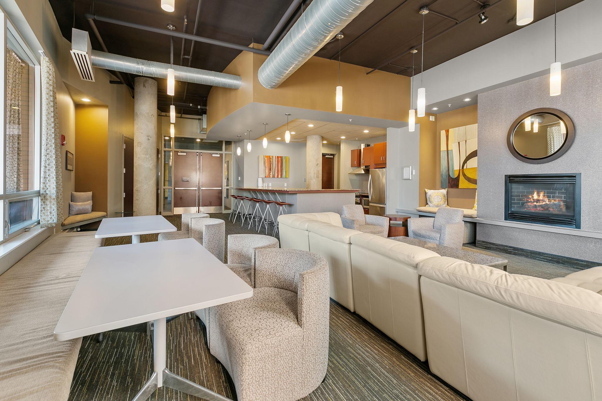 150 2nd Street NE Unit: B613