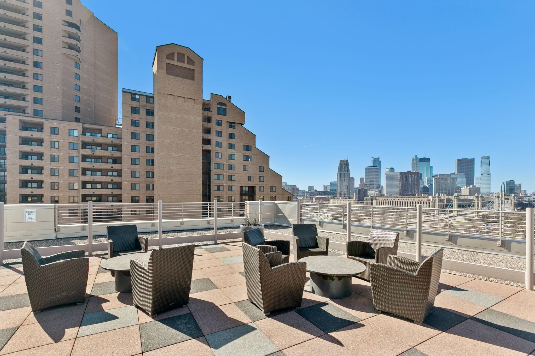 150 2nd Street NE Unit: B613