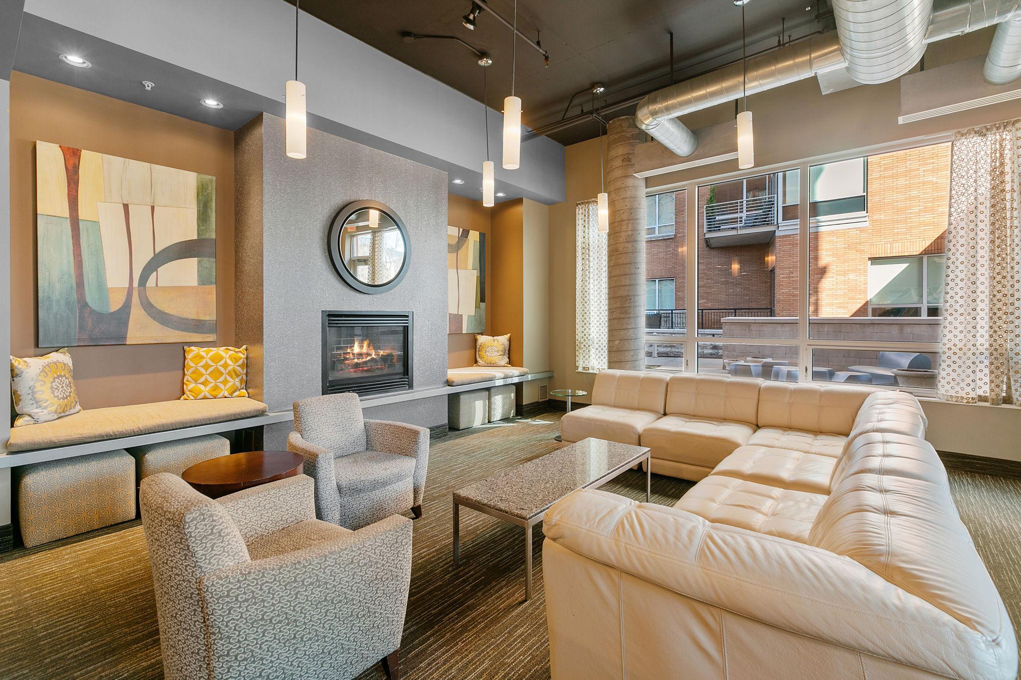 150 2nd Street NE Unit: B613