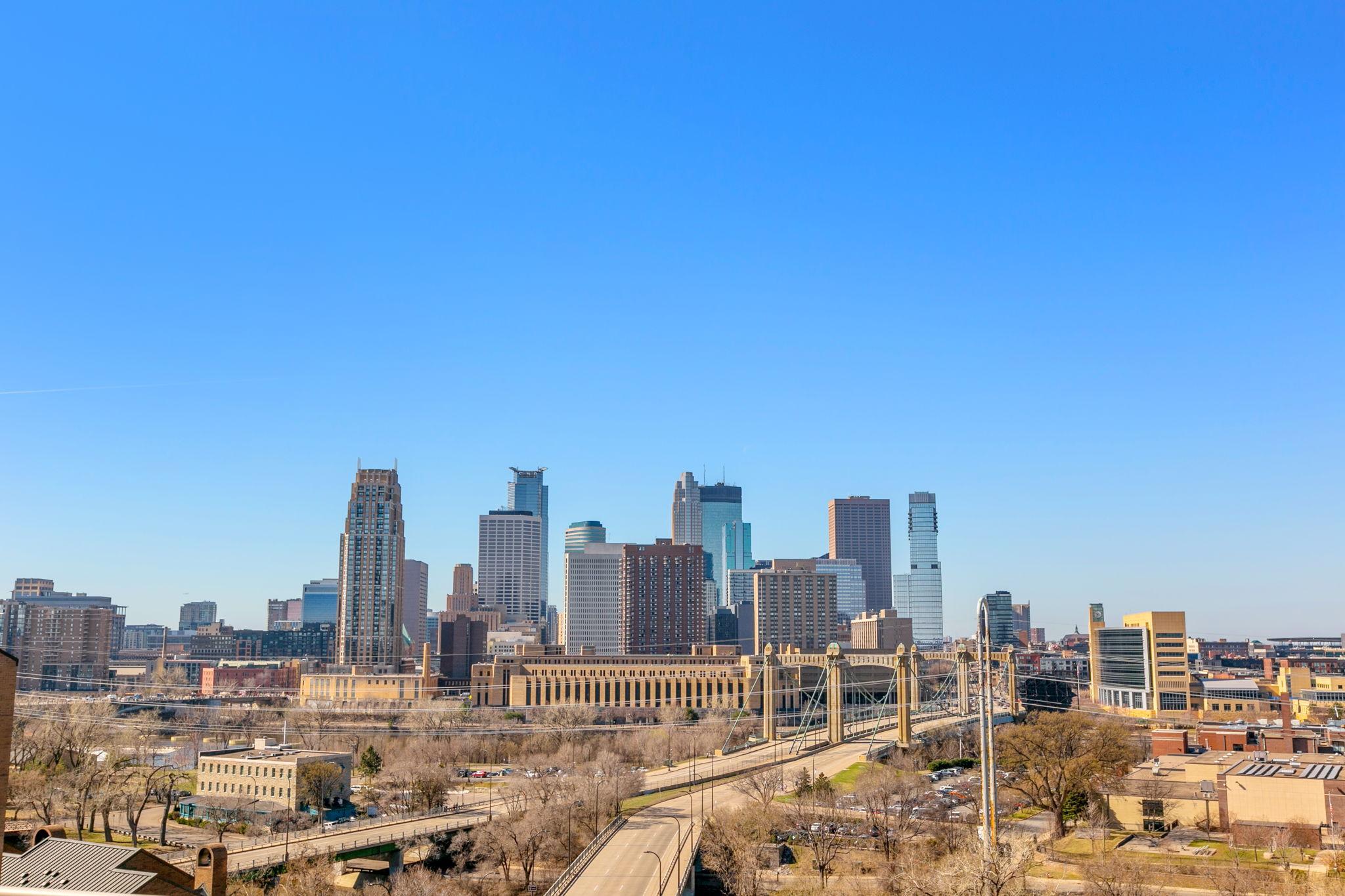 150 2nd Street NE Unit: B613