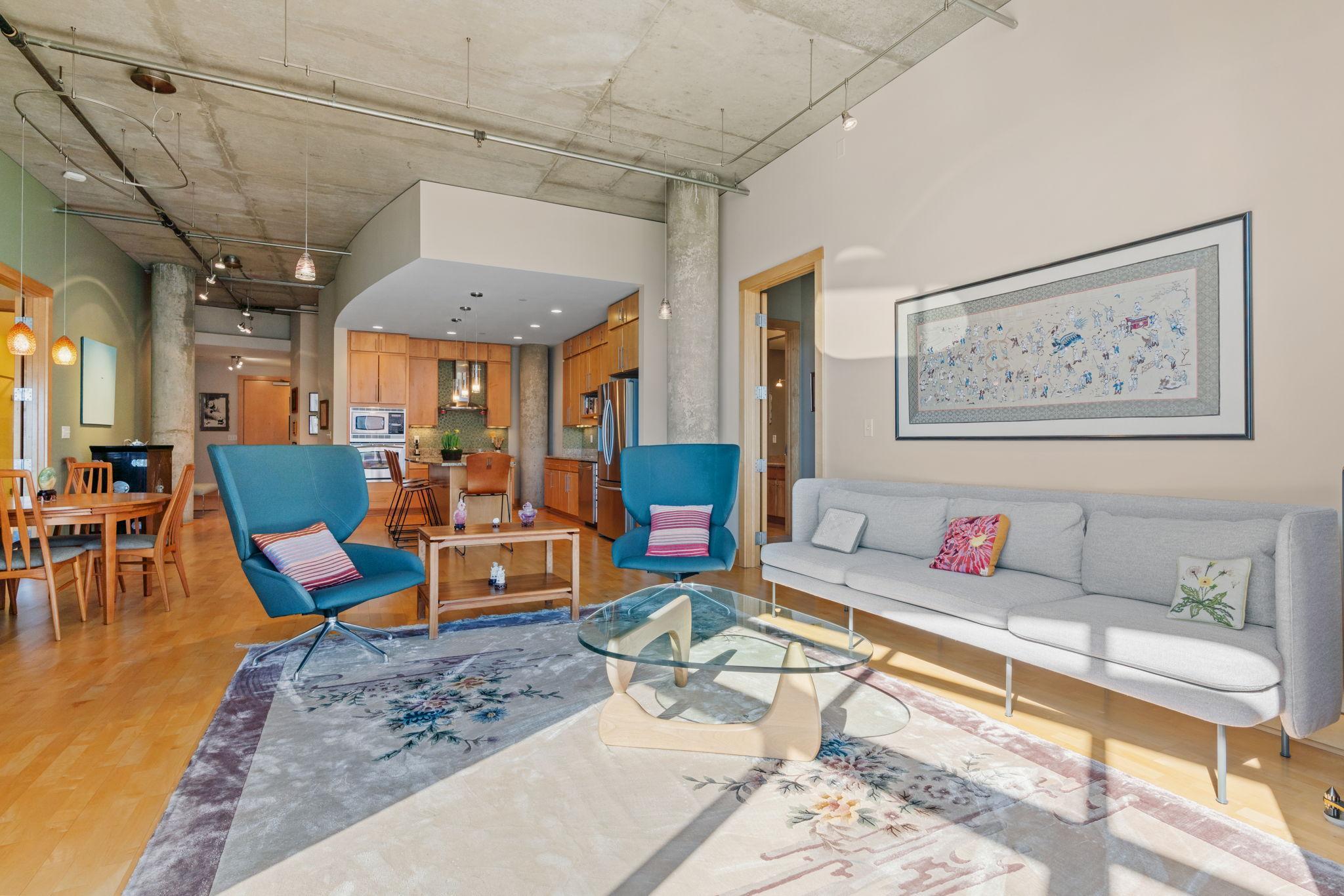 150 2nd Street NE Unit: B613