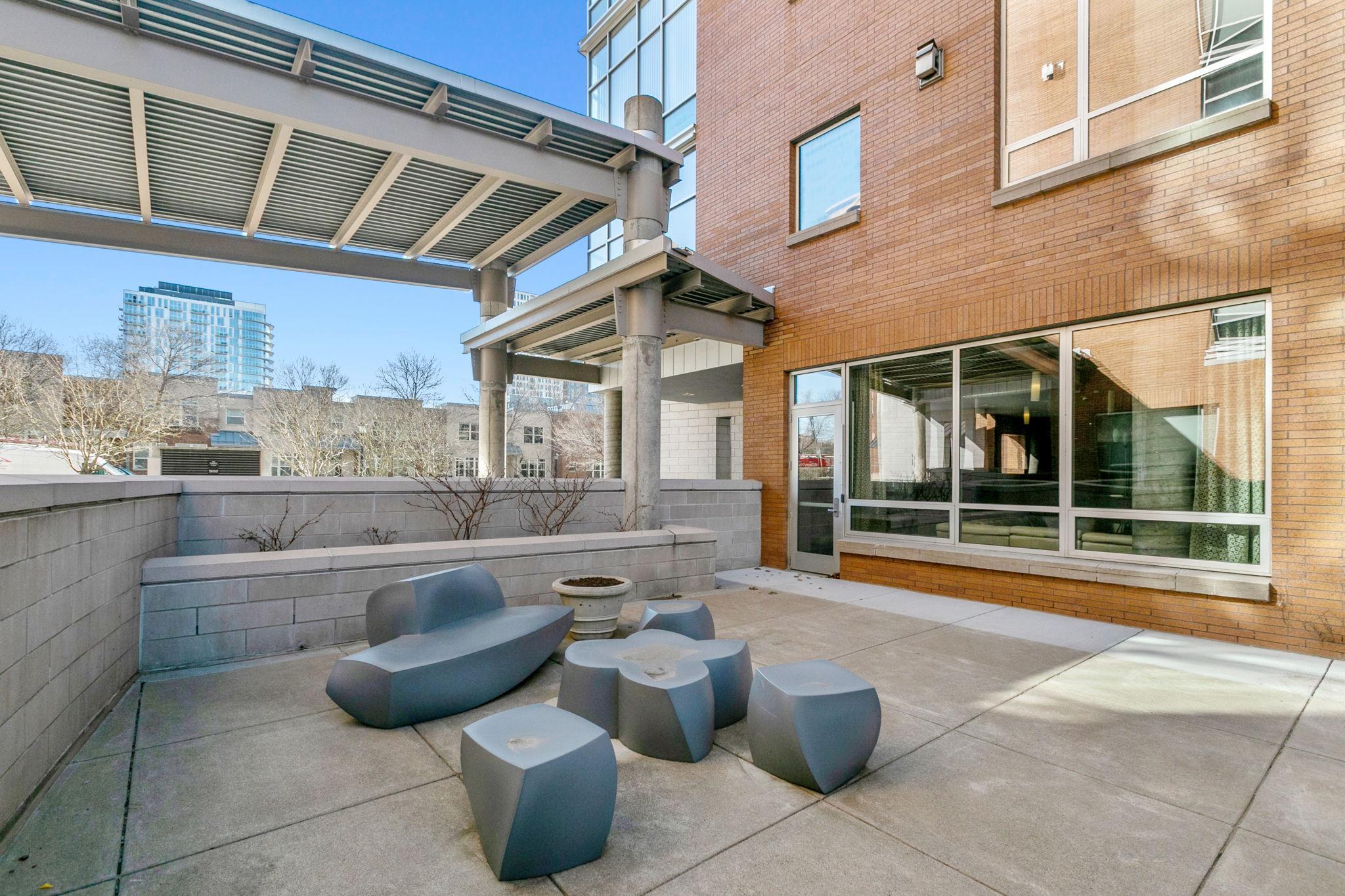 150 2nd Street NE Unit: B613