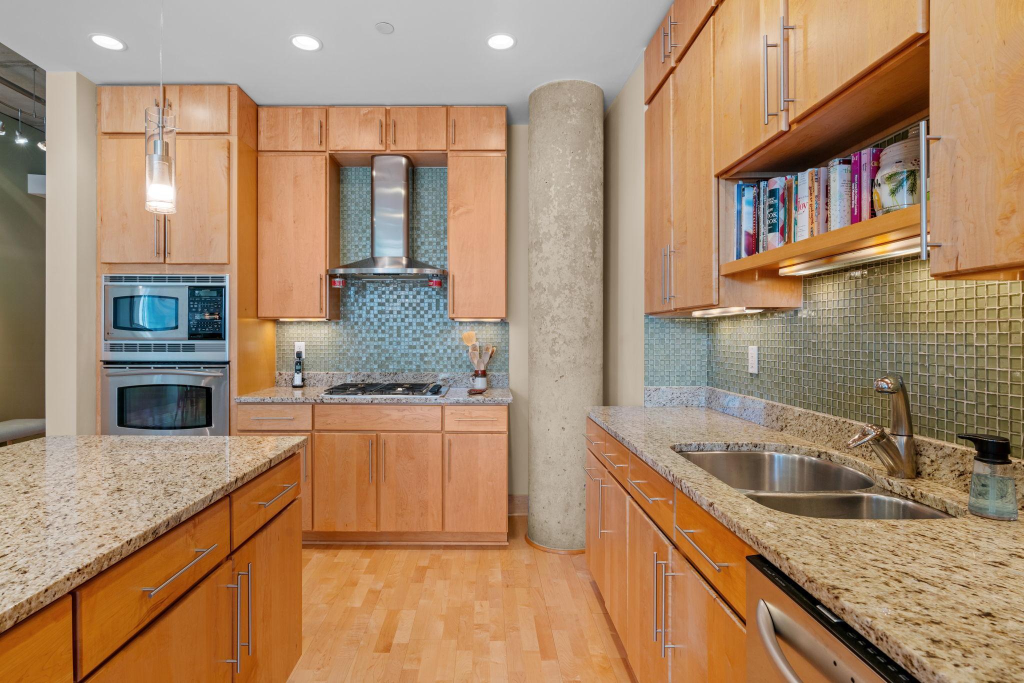 150 2nd Street NE Unit: B613