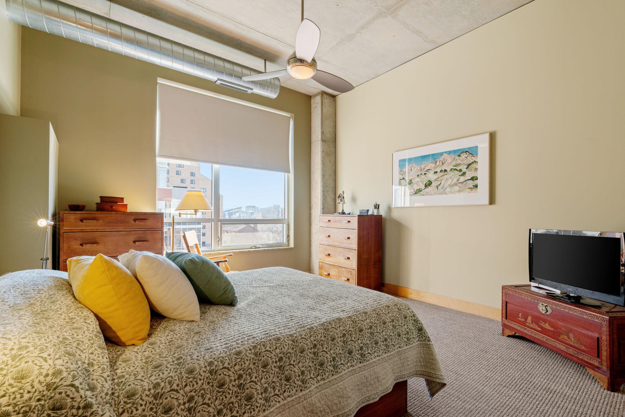 150 2nd Street NE Unit: B613