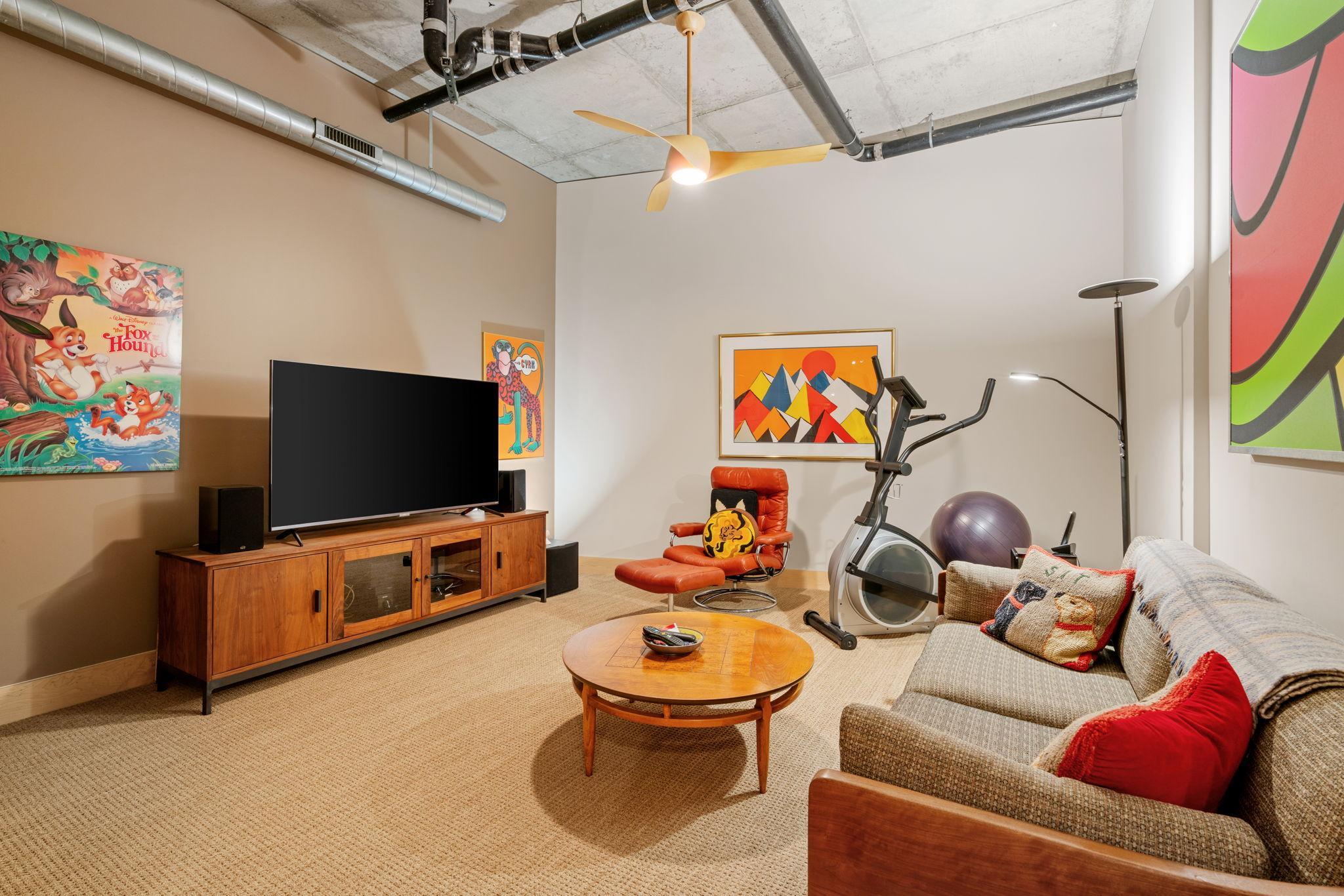 150 2nd Street NE Unit: B613