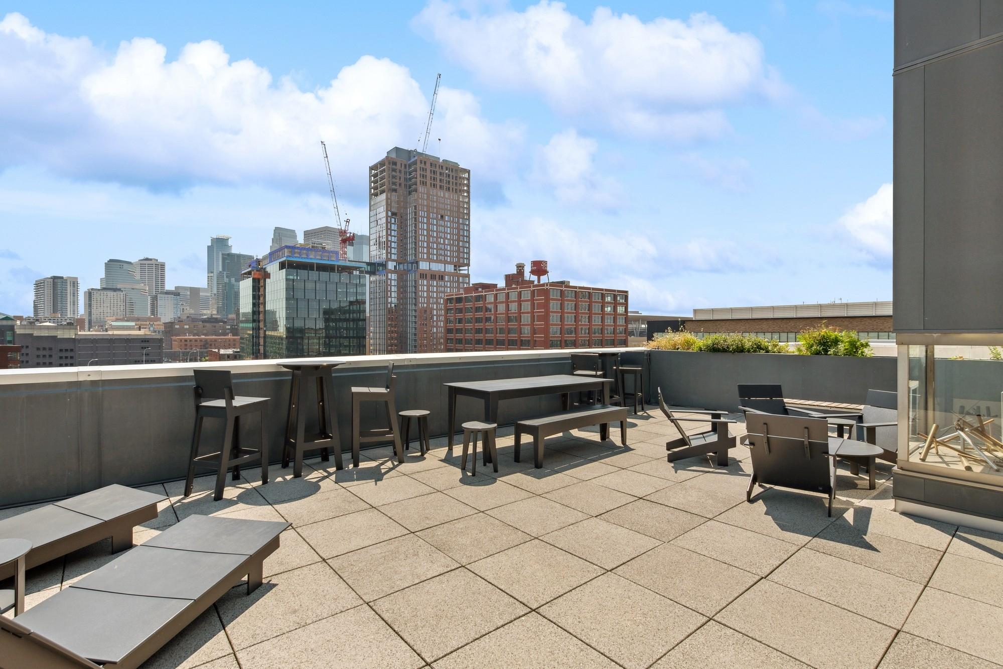 345 6th Avenue N Unit: 701