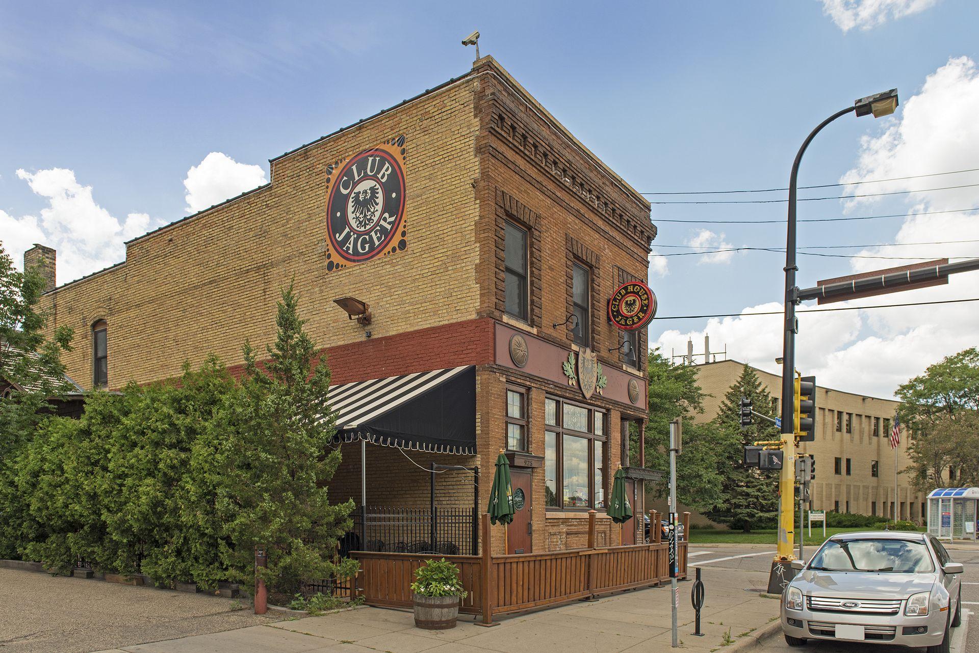 345 6th Avenue N Unit: 701