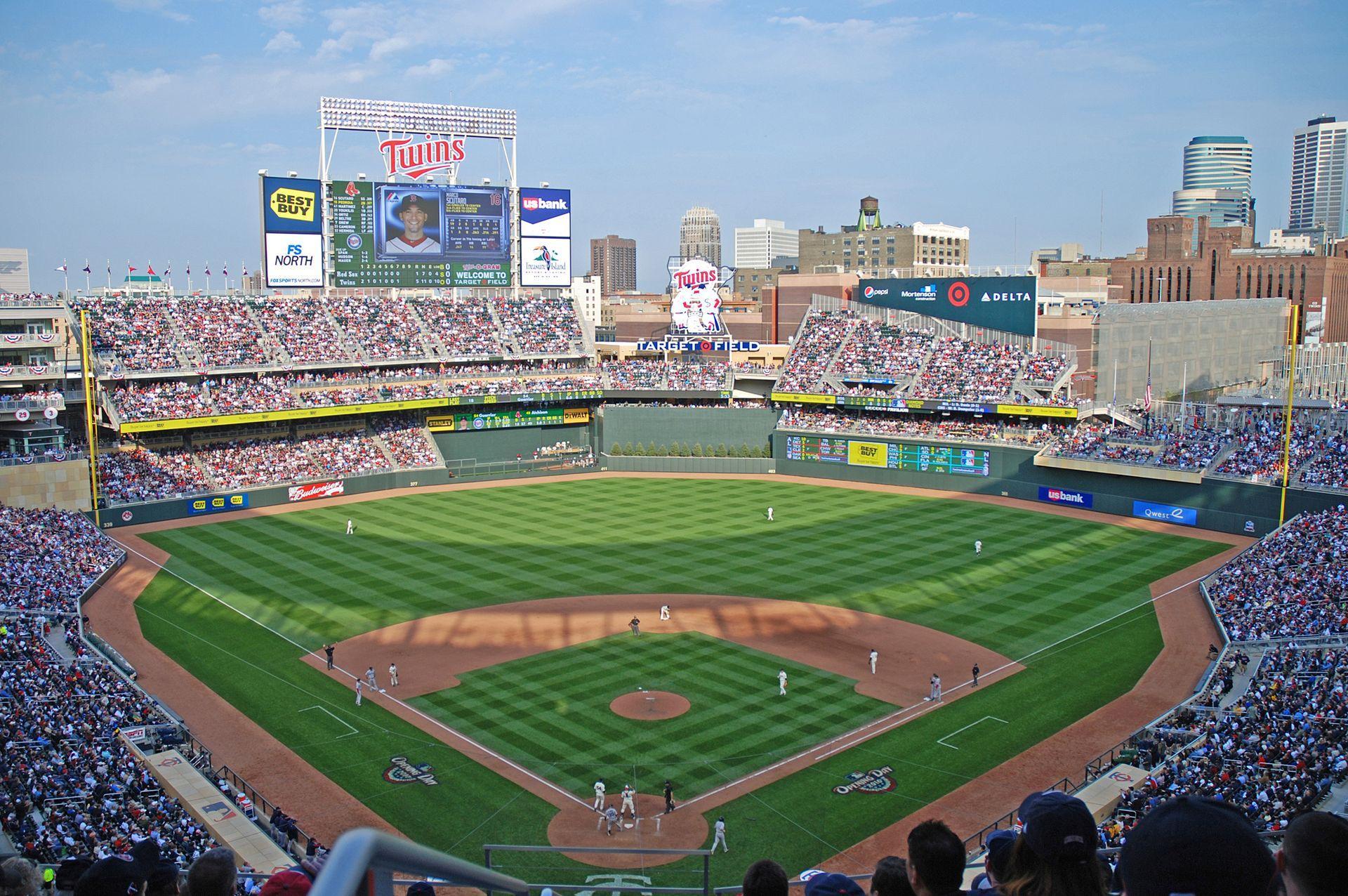 345 6th Avenue N Unit: 701