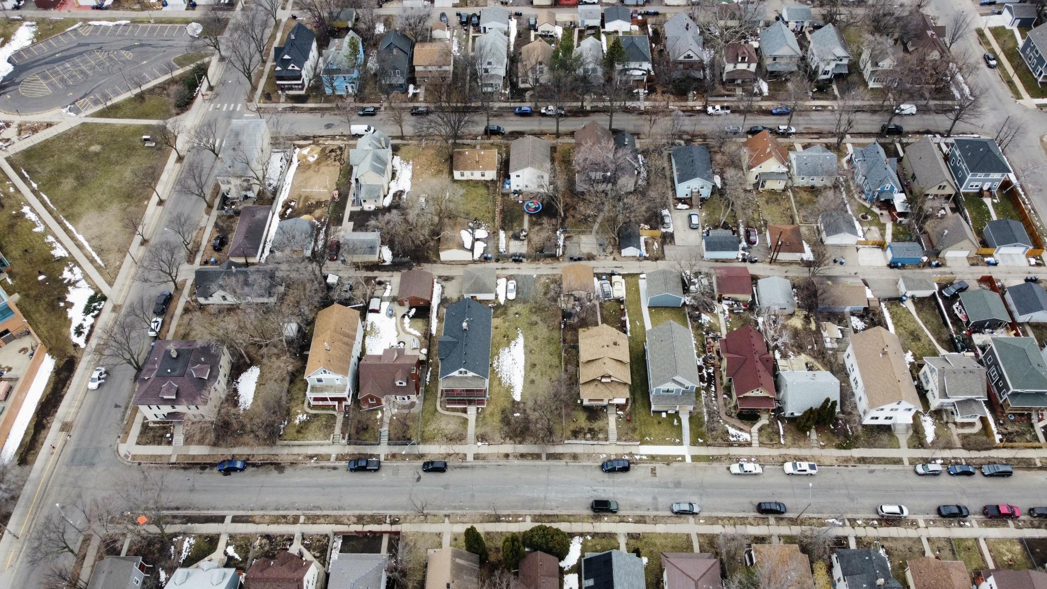 2723 Aldrich Avenue N