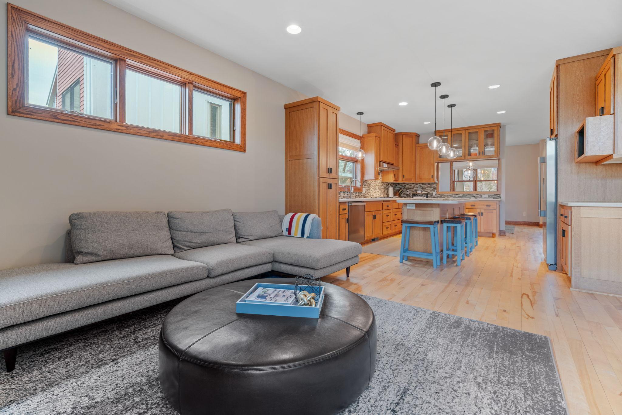 4717 Chowen Avenue S