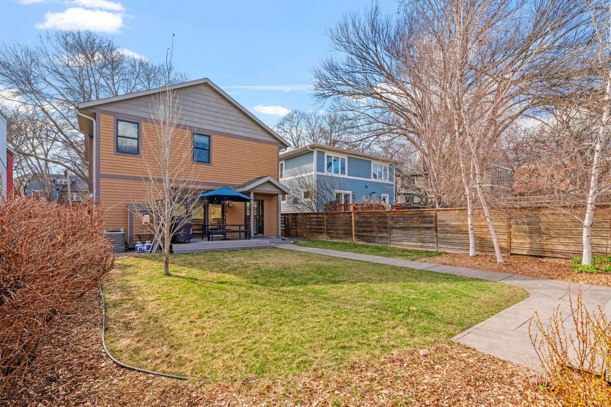 4717 Chowen Avenue S