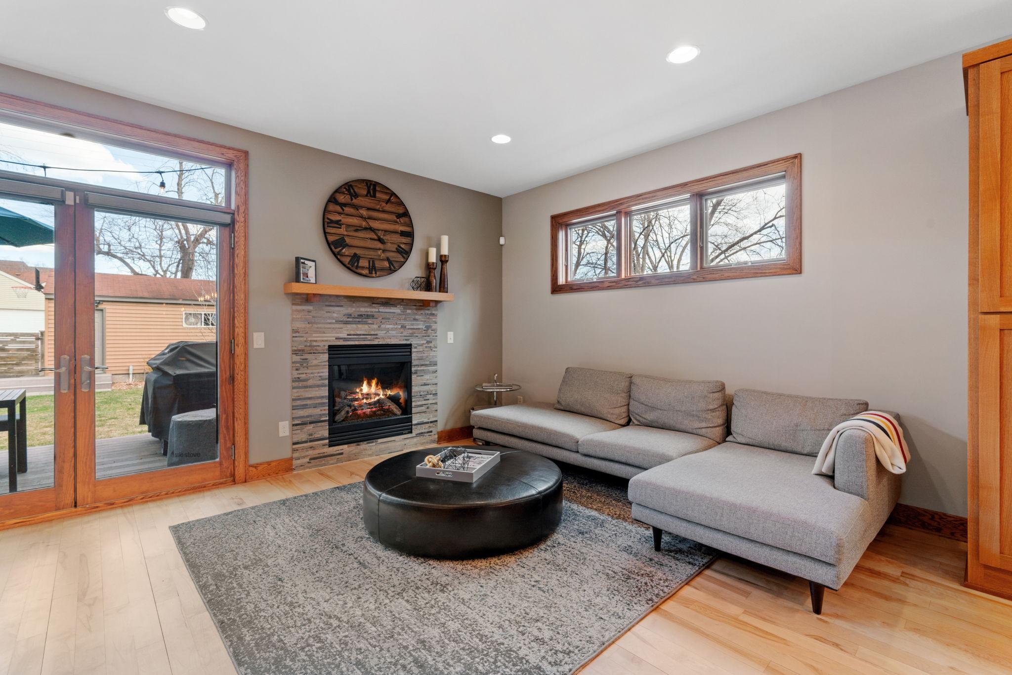 4717 Chowen Avenue S