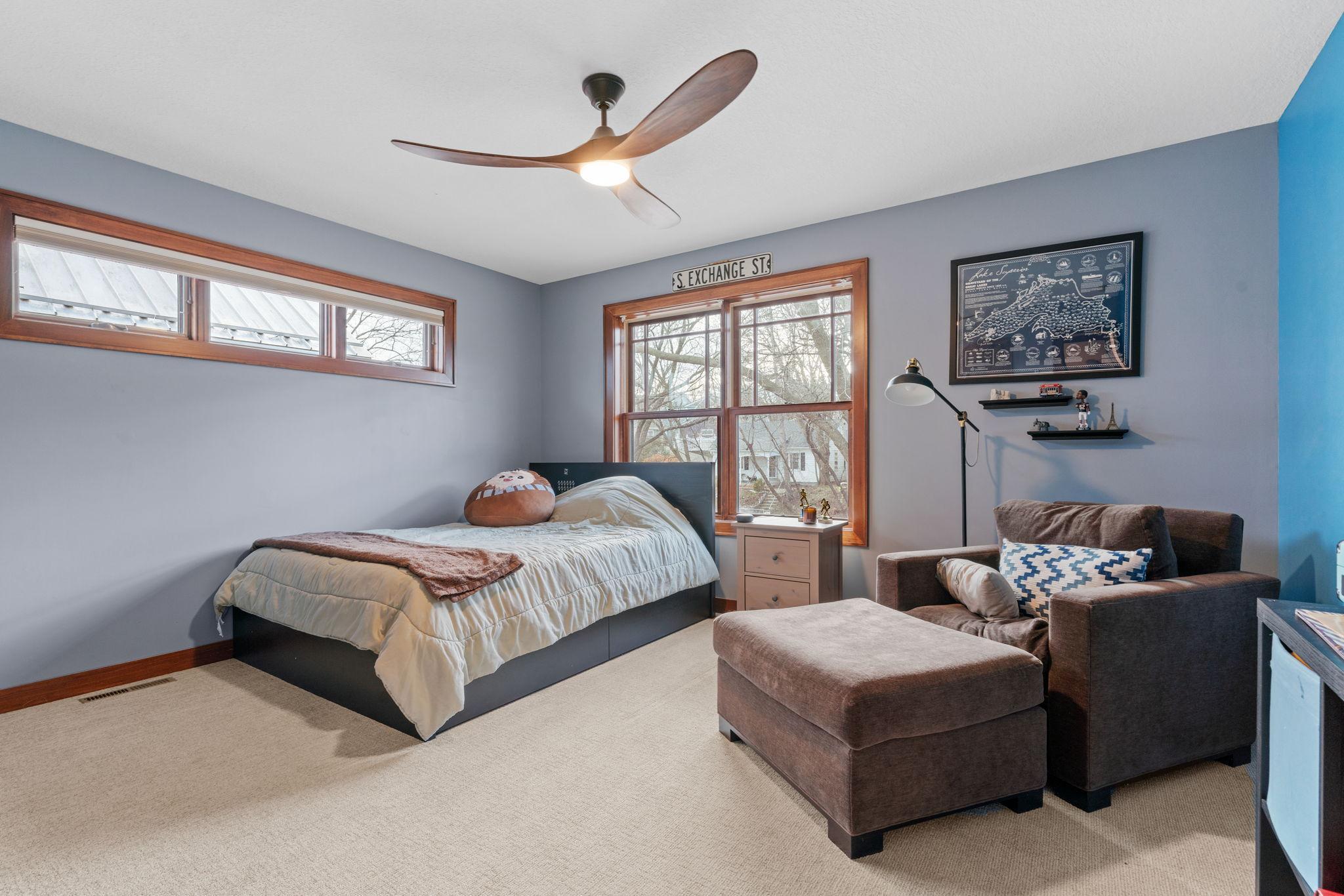 4717 Chowen Avenue S