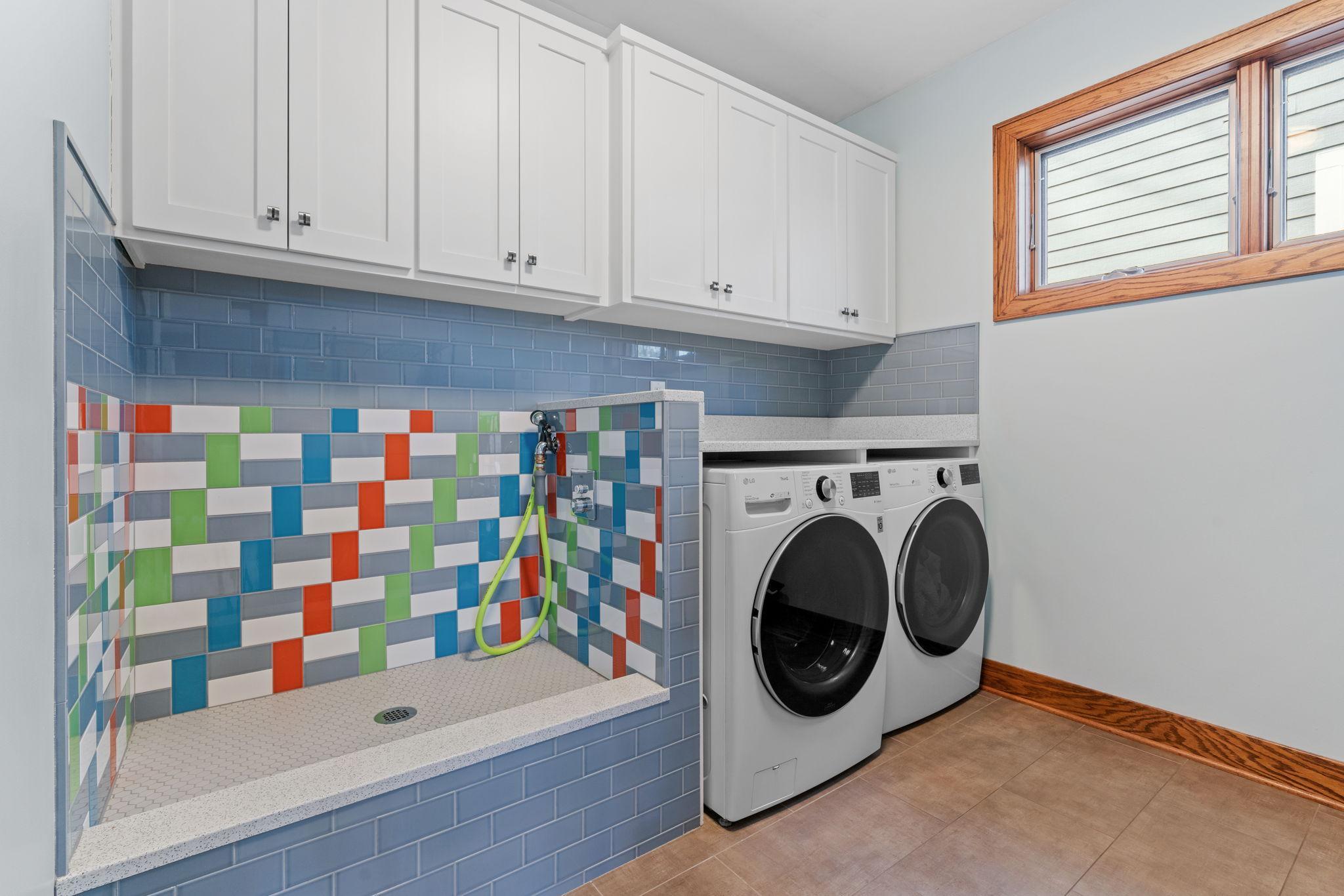 4717 Chowen Avenue S