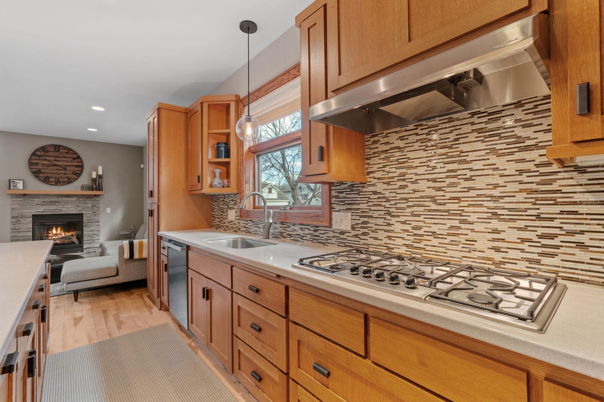 4717 Chowen Avenue S