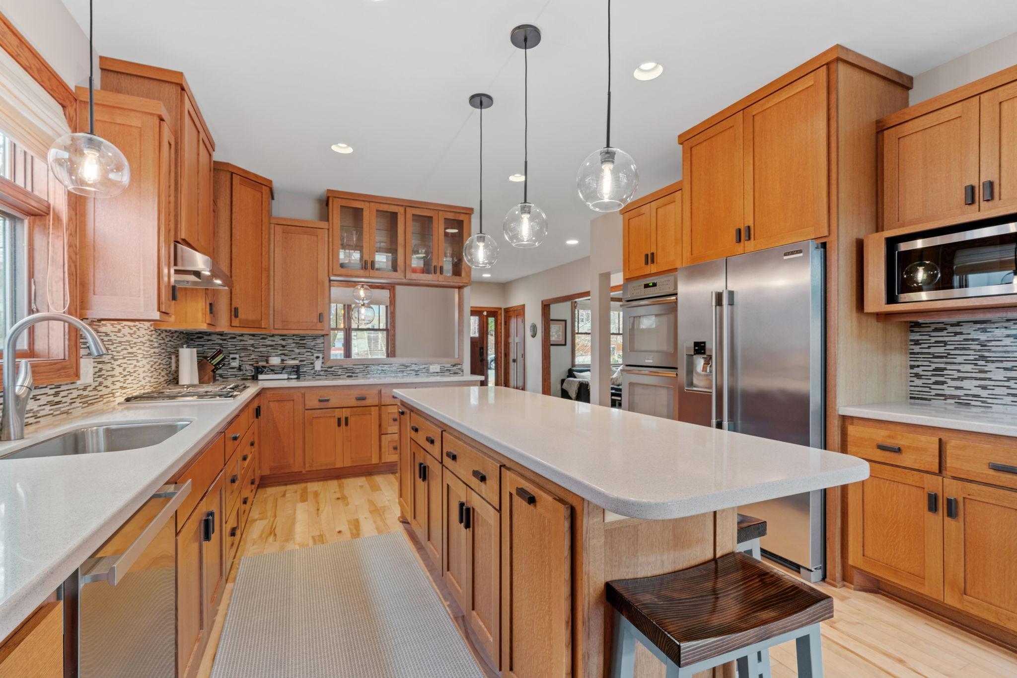 4717 Chowen Avenue S