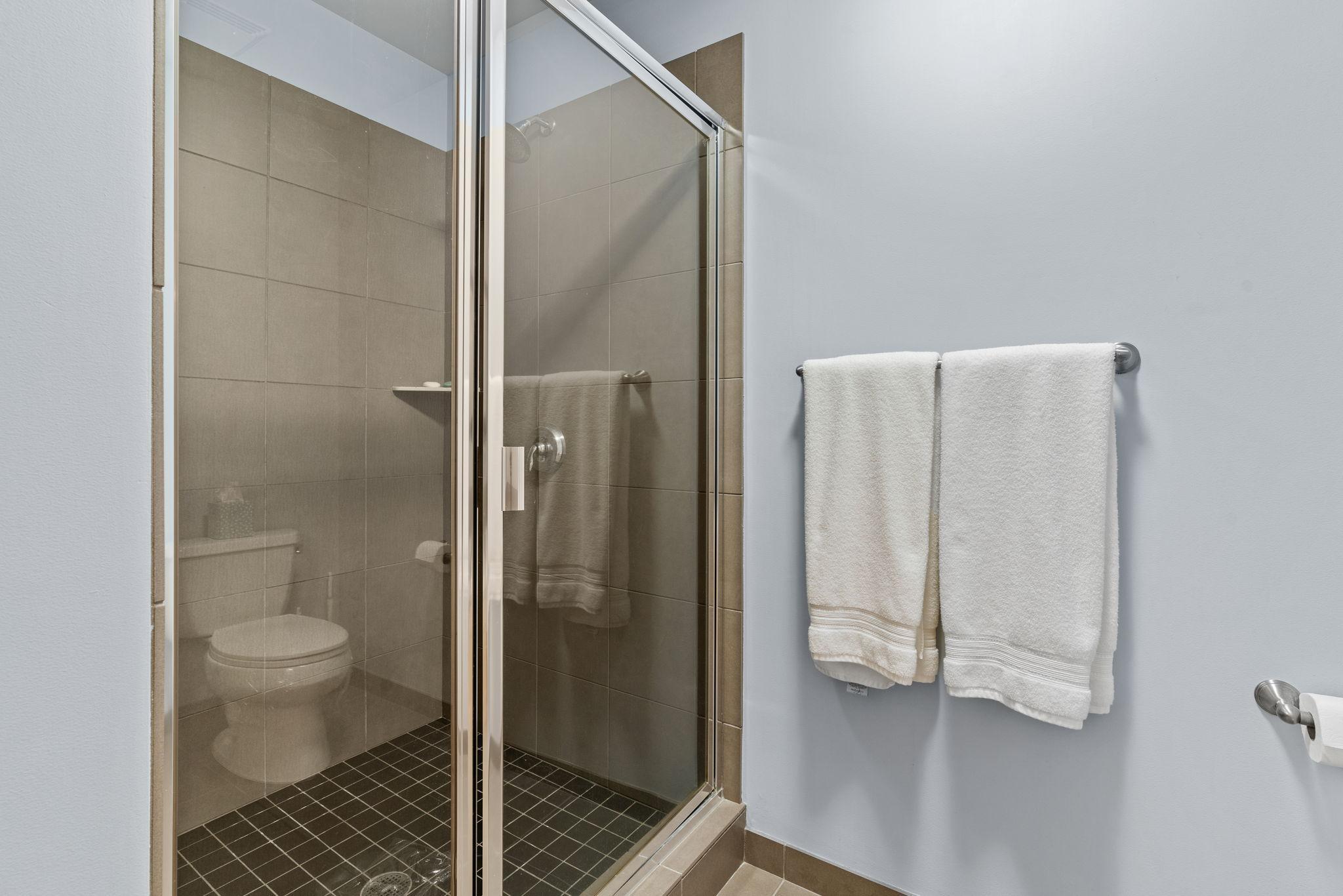 215 10th Avenue S Unit: 616