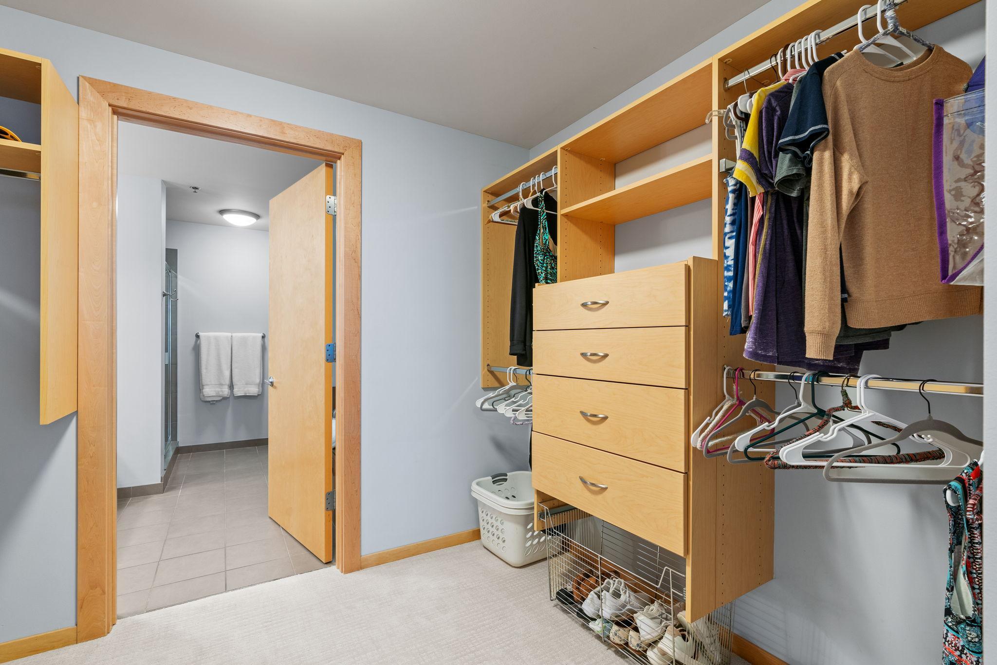 215 10th Avenue S Unit: 616