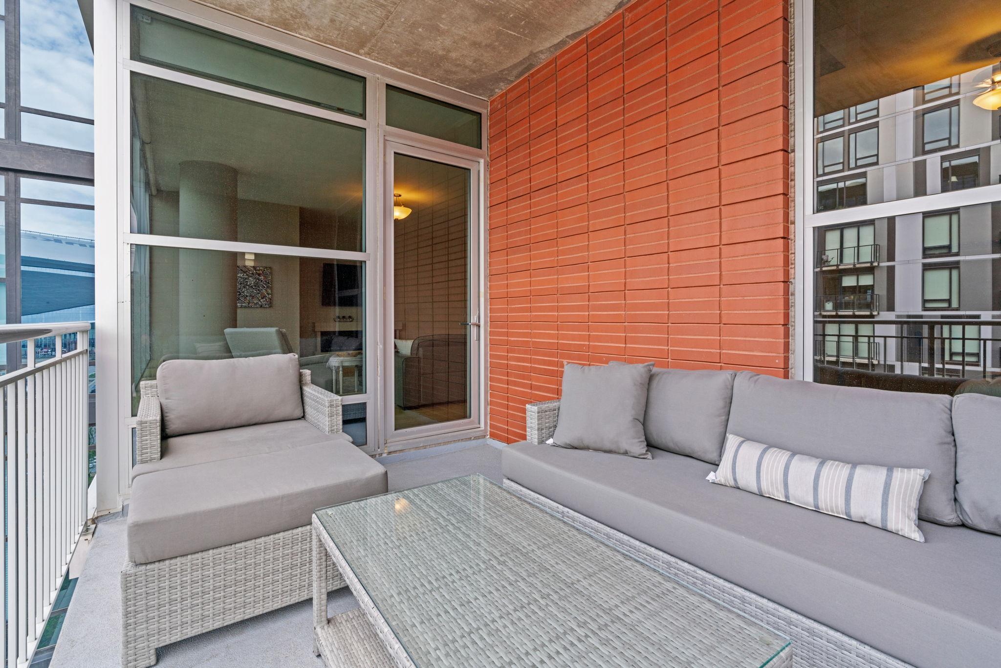 215 10th Avenue S Unit: 616