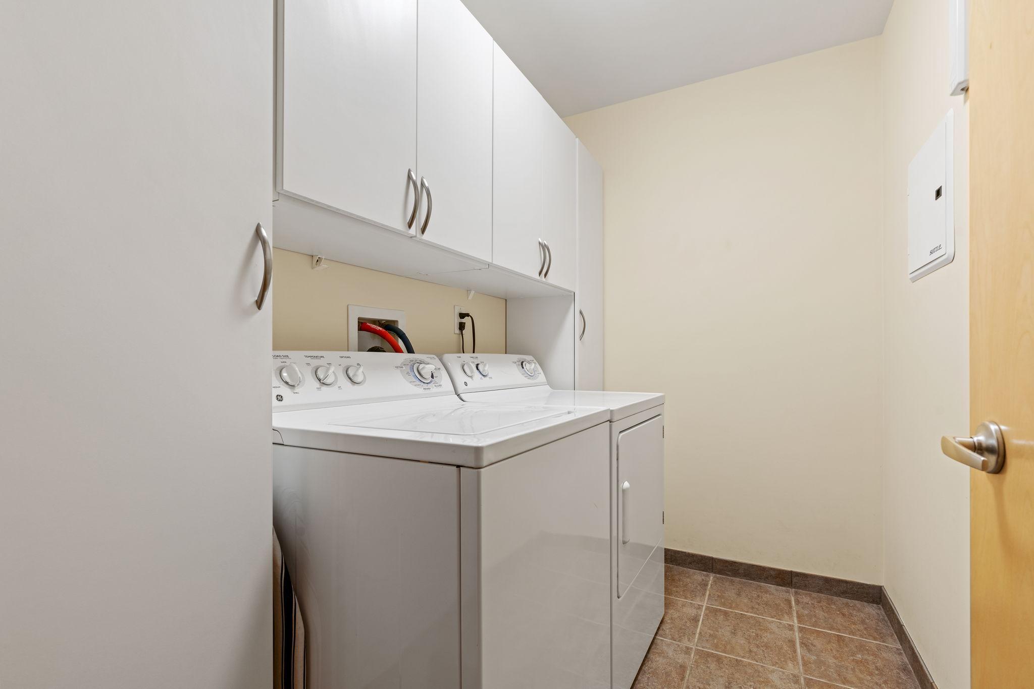 215 10th Avenue S Unit: 616