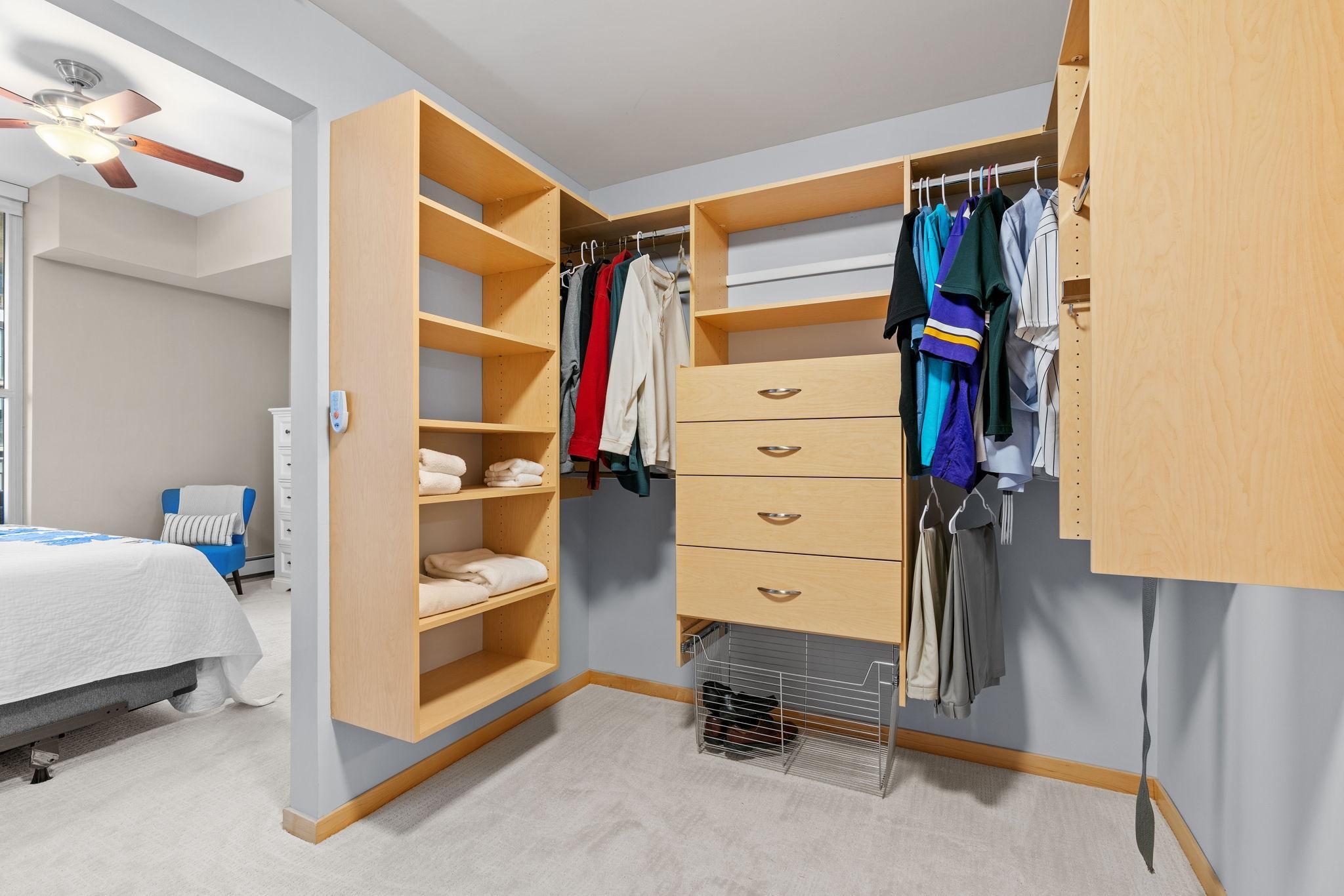 215 10th Avenue S Unit: 616