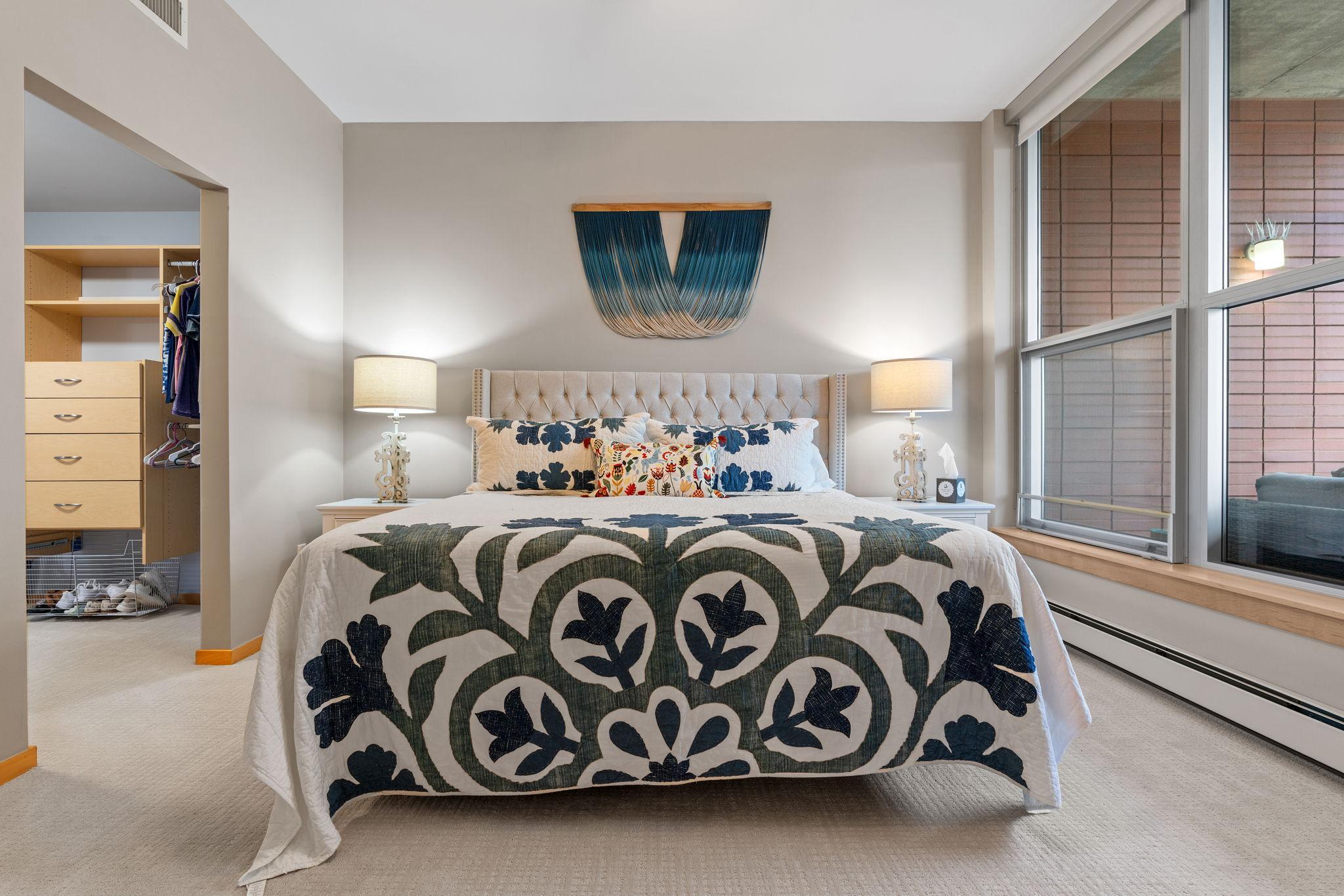 215 10th Avenue S Unit: 616