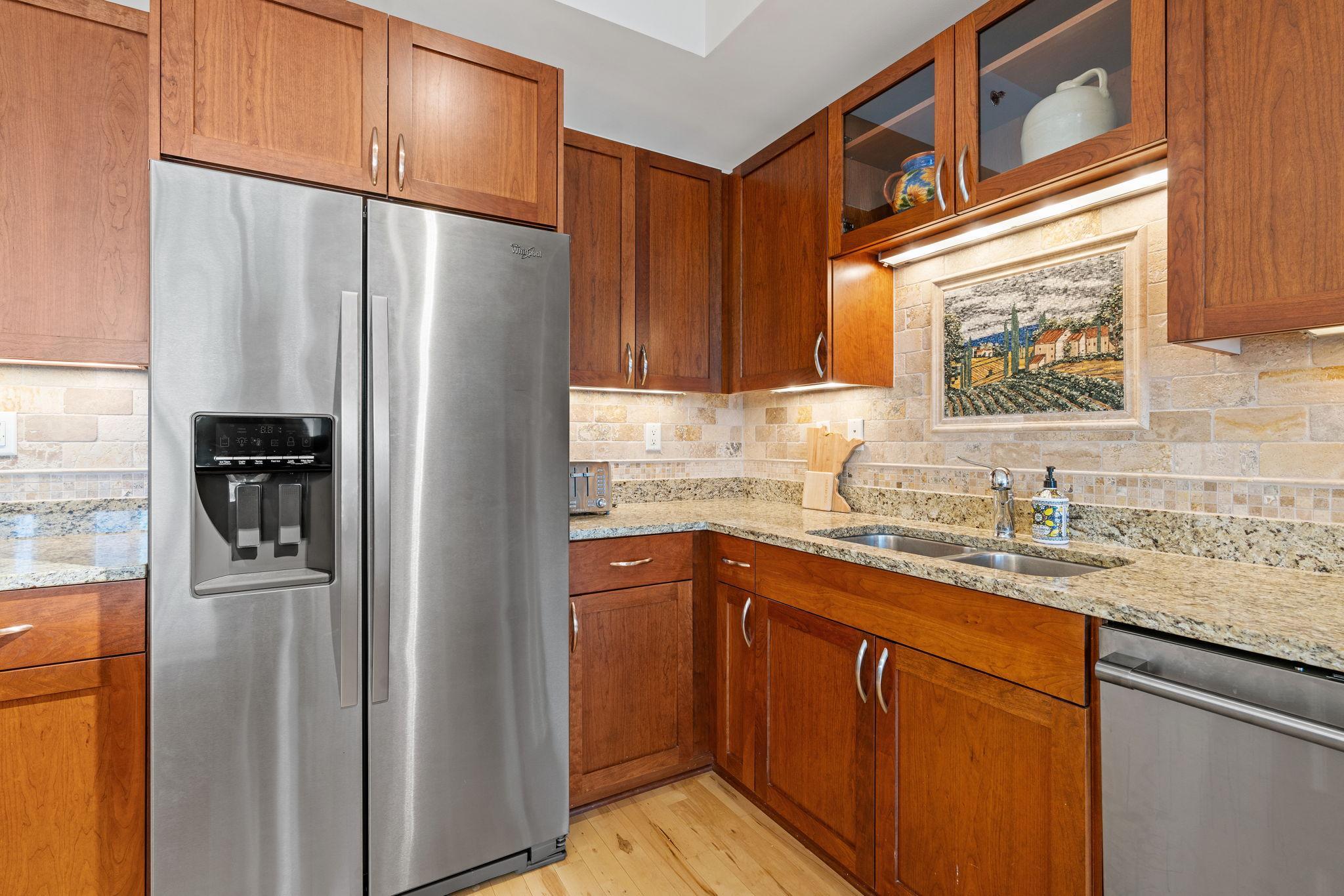 215 10th Avenue S Unit: 616