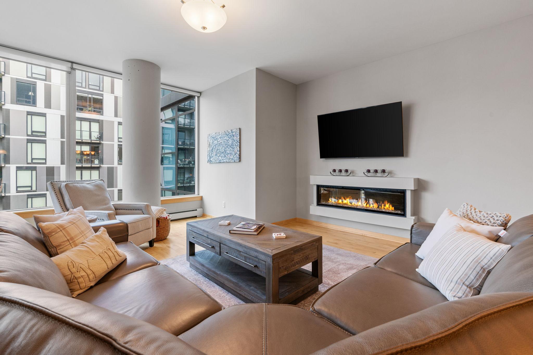 215 10th Avenue S Unit: 616
